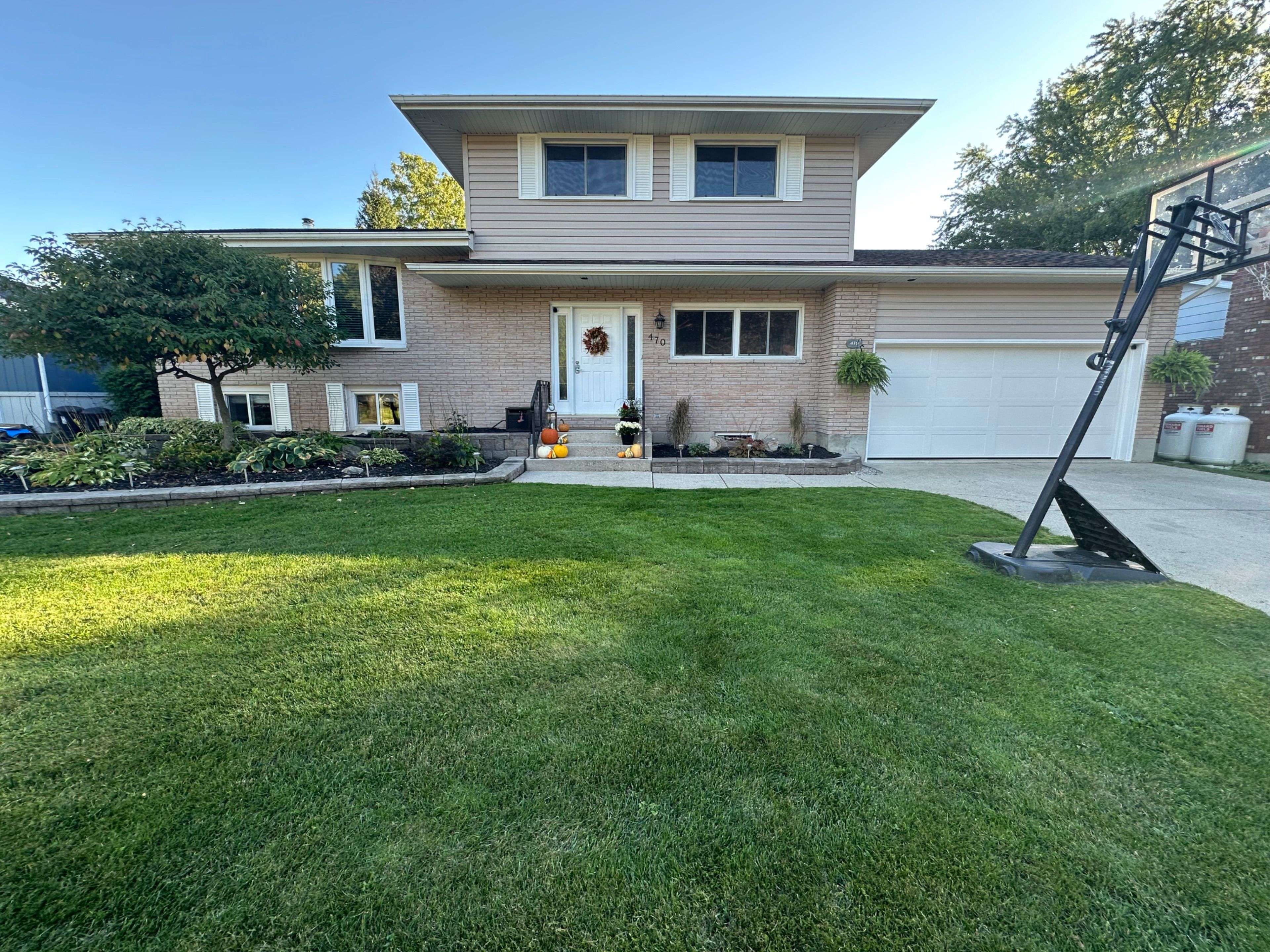 Kincardine, ON N2Z 2G3,470 Williamsburg ST