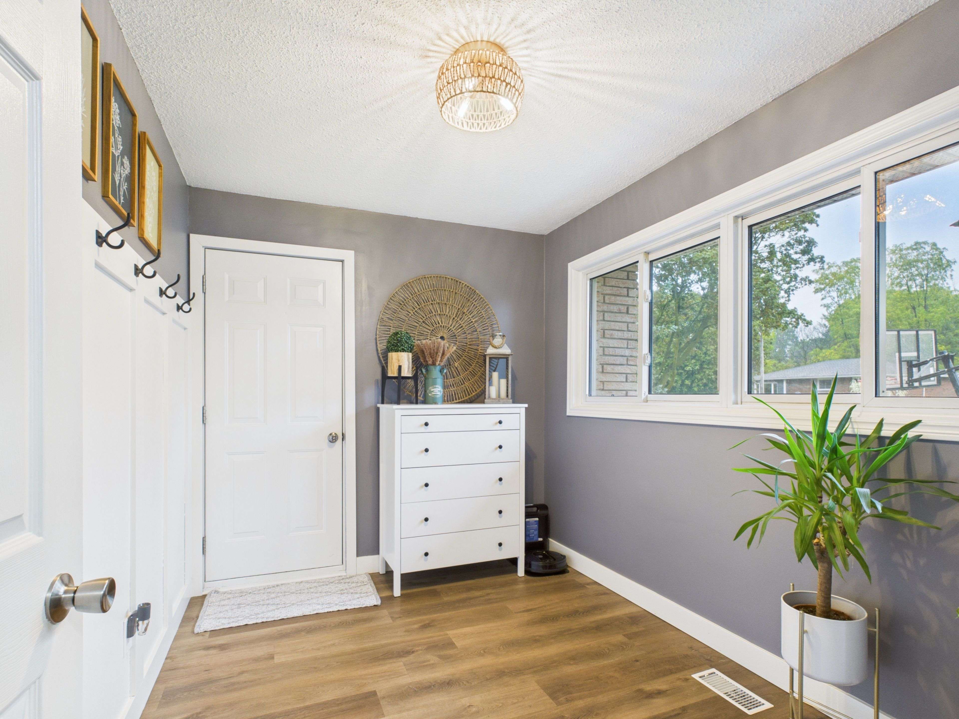 Kincardine, ON N2Z 2G3,470 Williamsburg ST