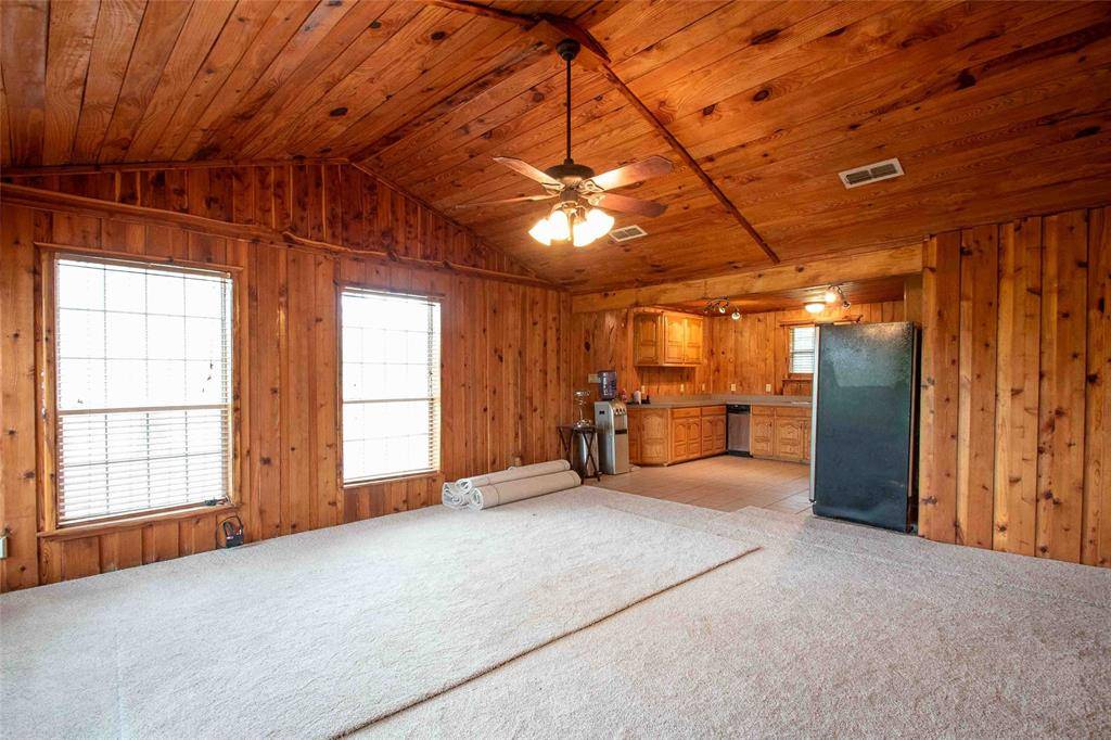 Van, TX 75790,3389 Pvt Rd 8517