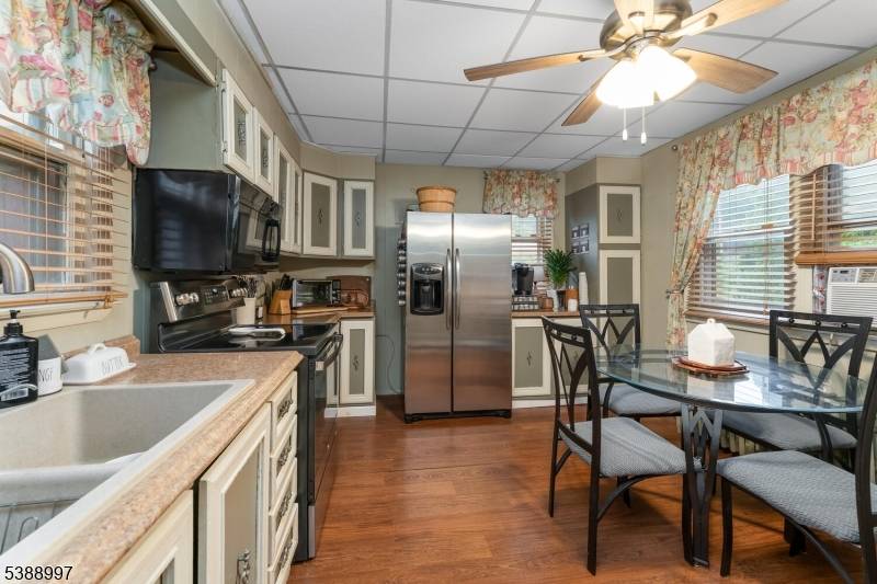 Belvidere Twp., NJ 07823,323 Water St