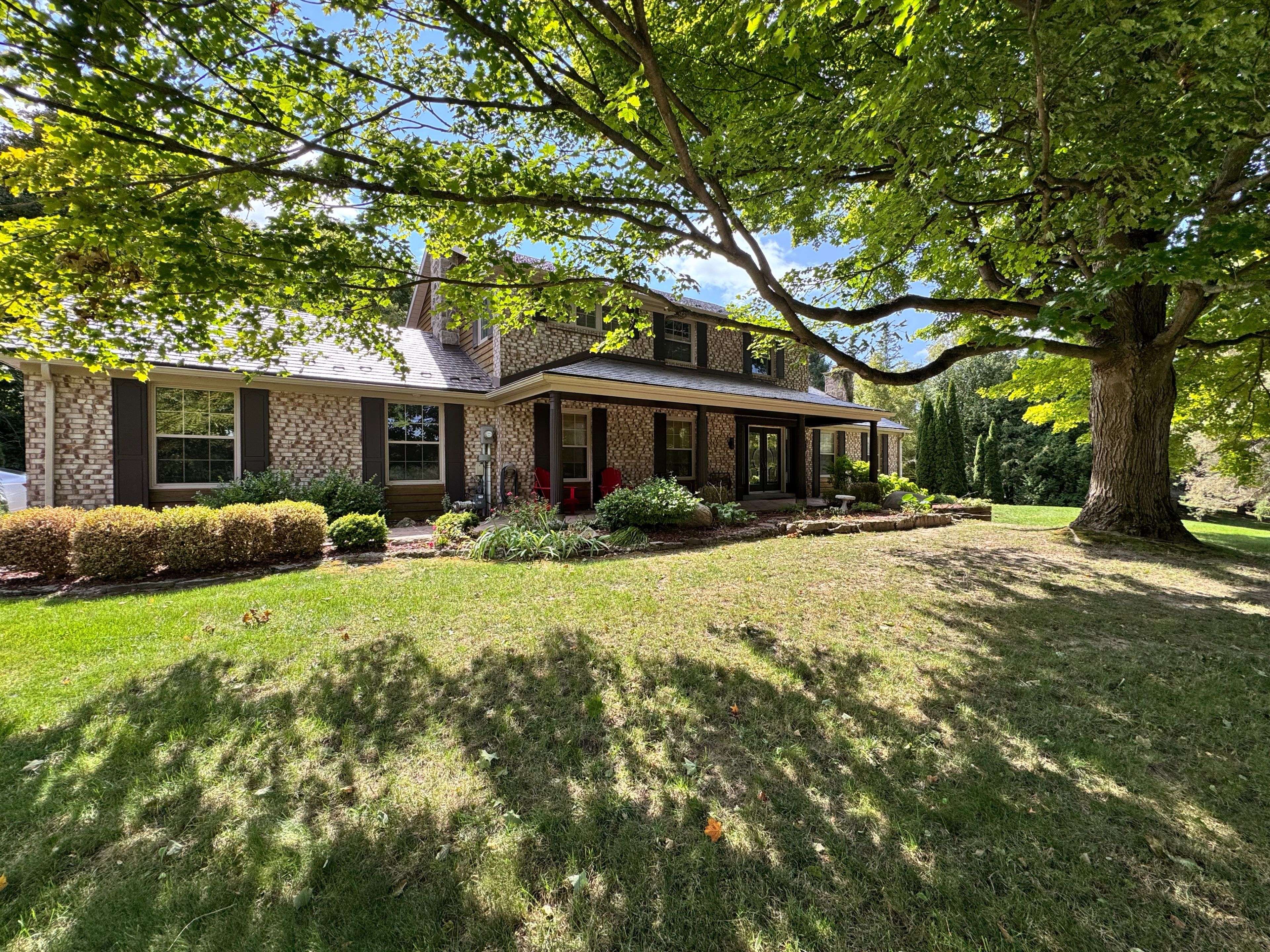 Caledon, ON L7E 4B3,33 Gibson Lake DR