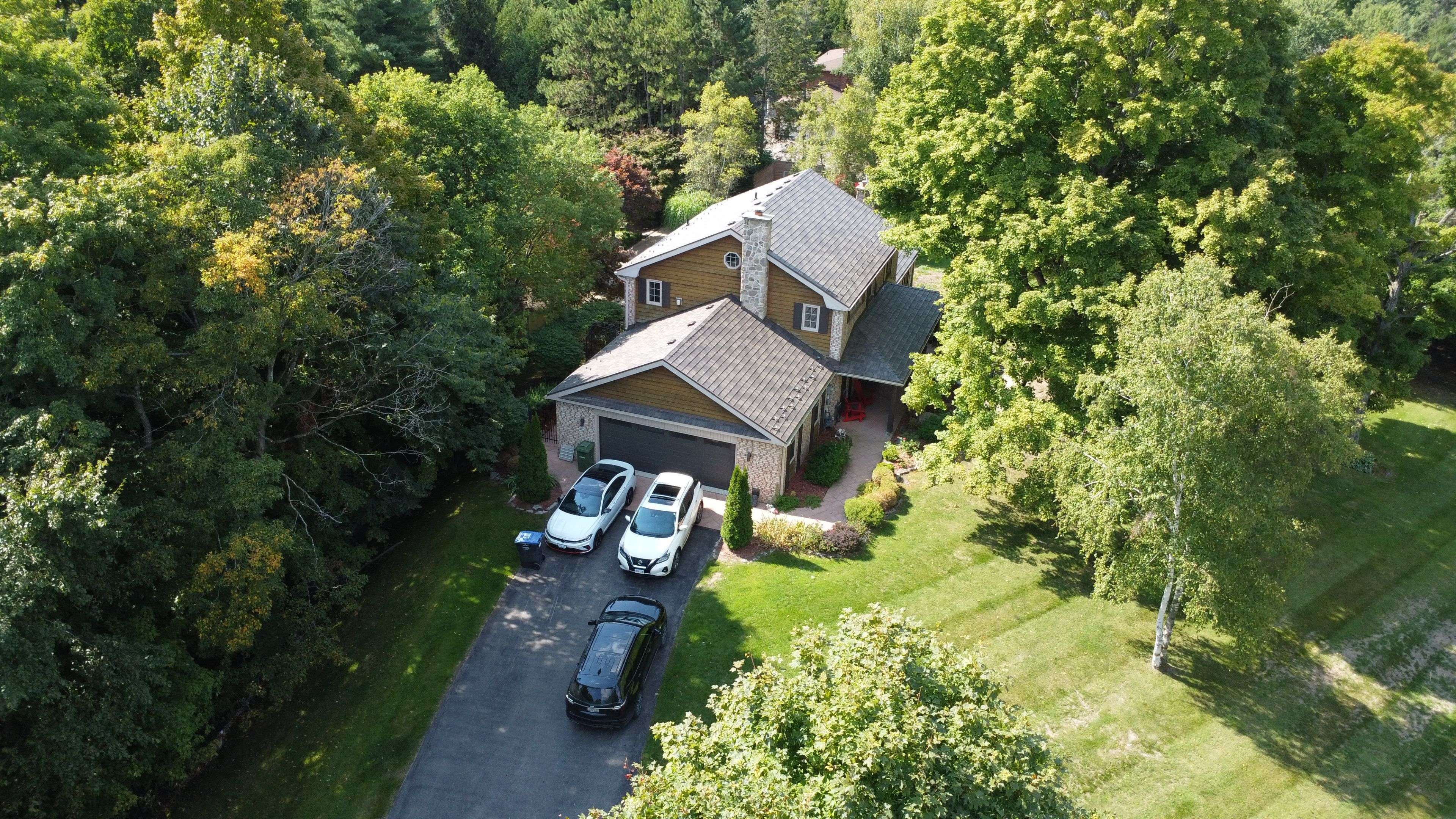Caledon, ON L7E 4B3,33 Gibson Lake DR