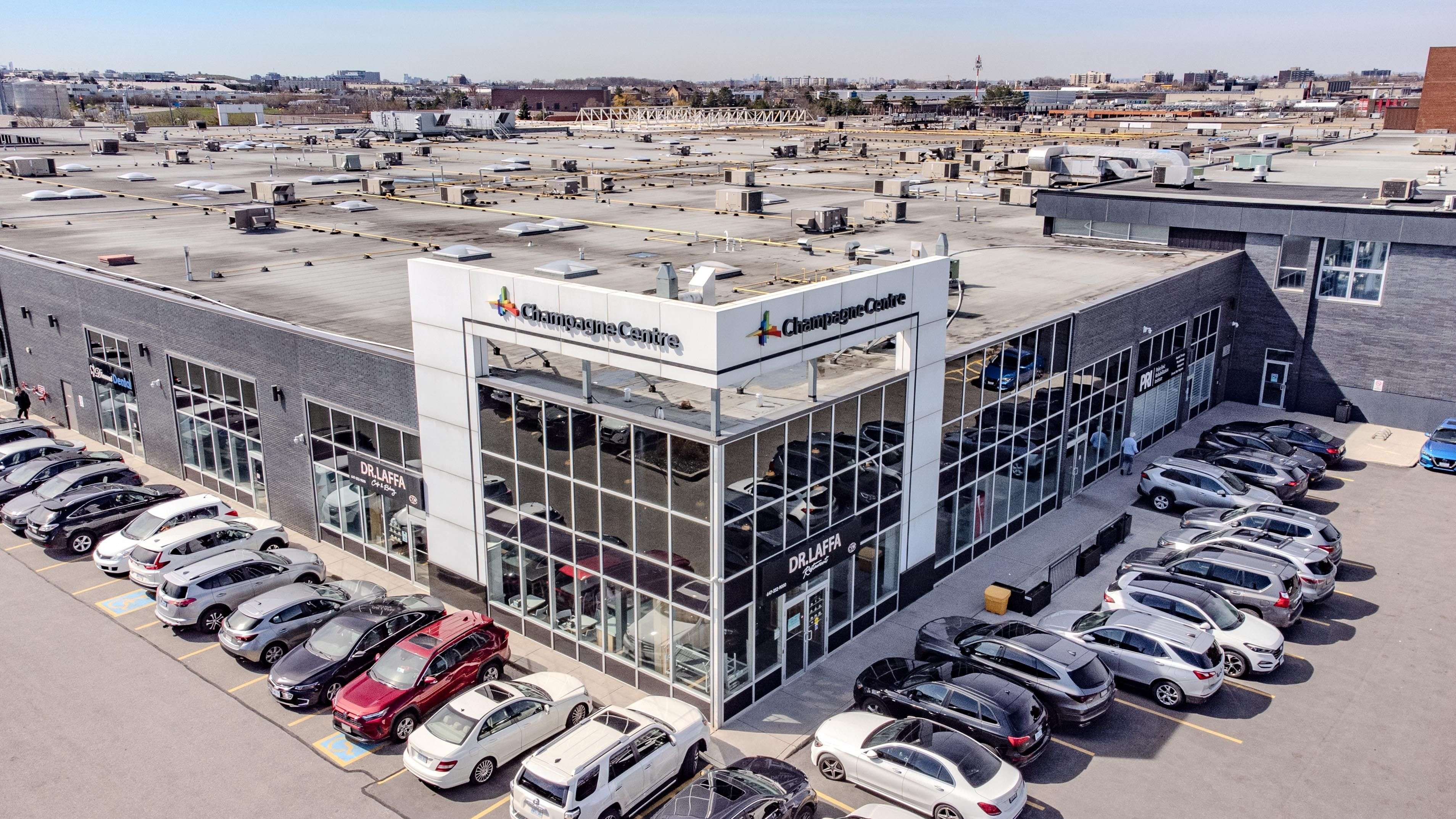 Toronto W05, ON M3J 0K2,2 Champagne DR #B7