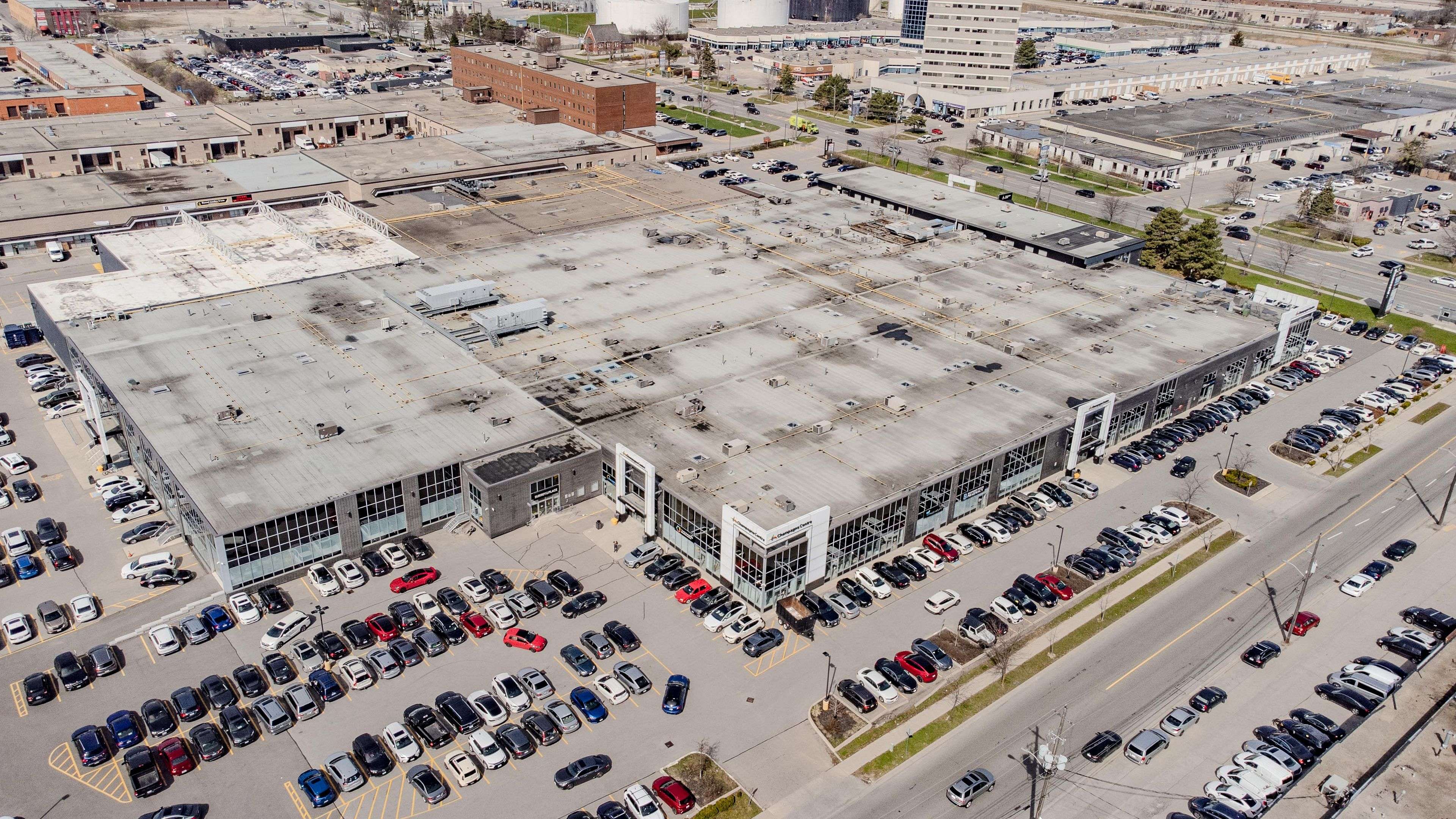 Toronto W05, ON M3J 0K2,2 Champagne DR #B7