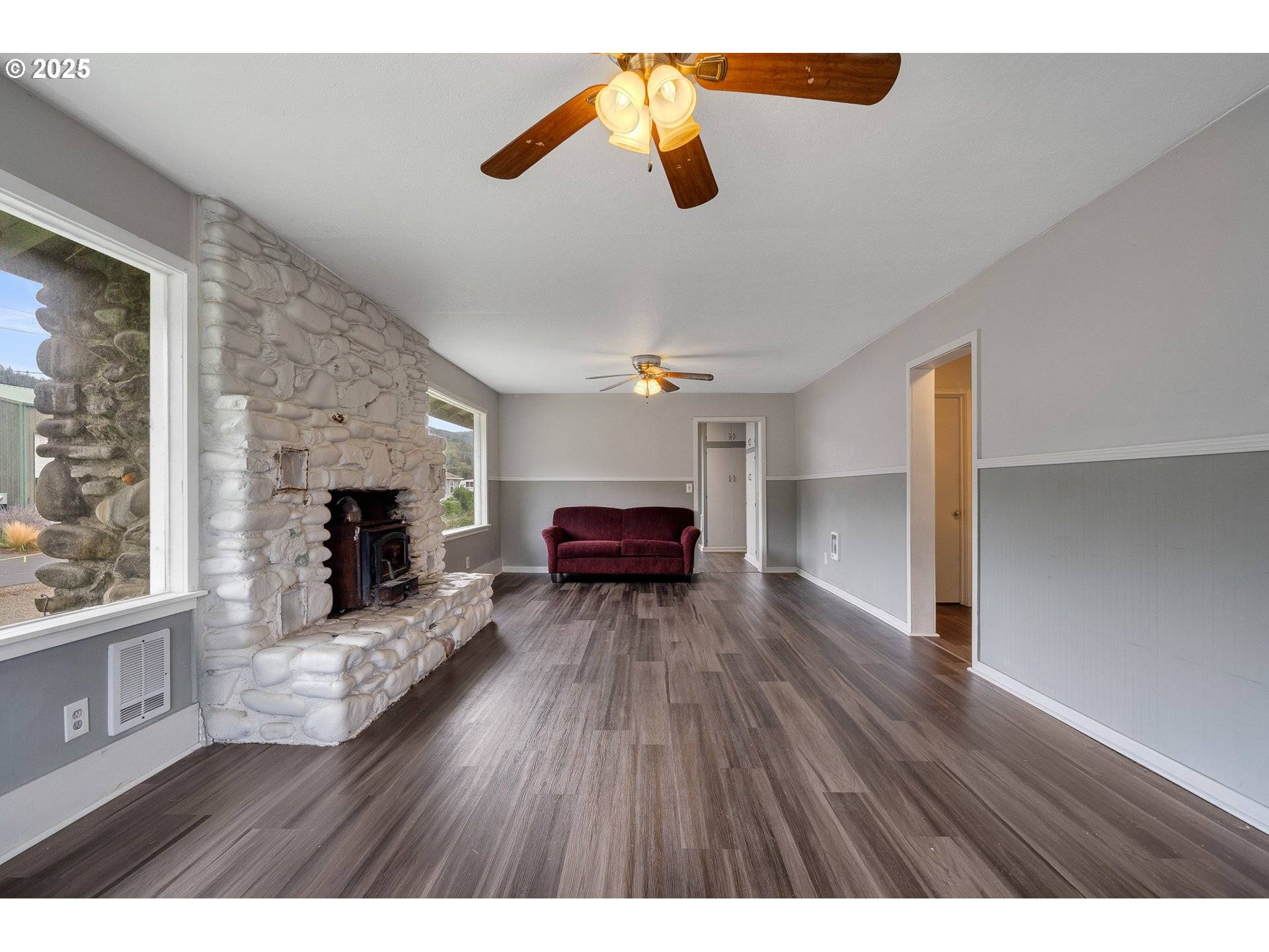 Garibaldi, OR 97118,308 1ST ST