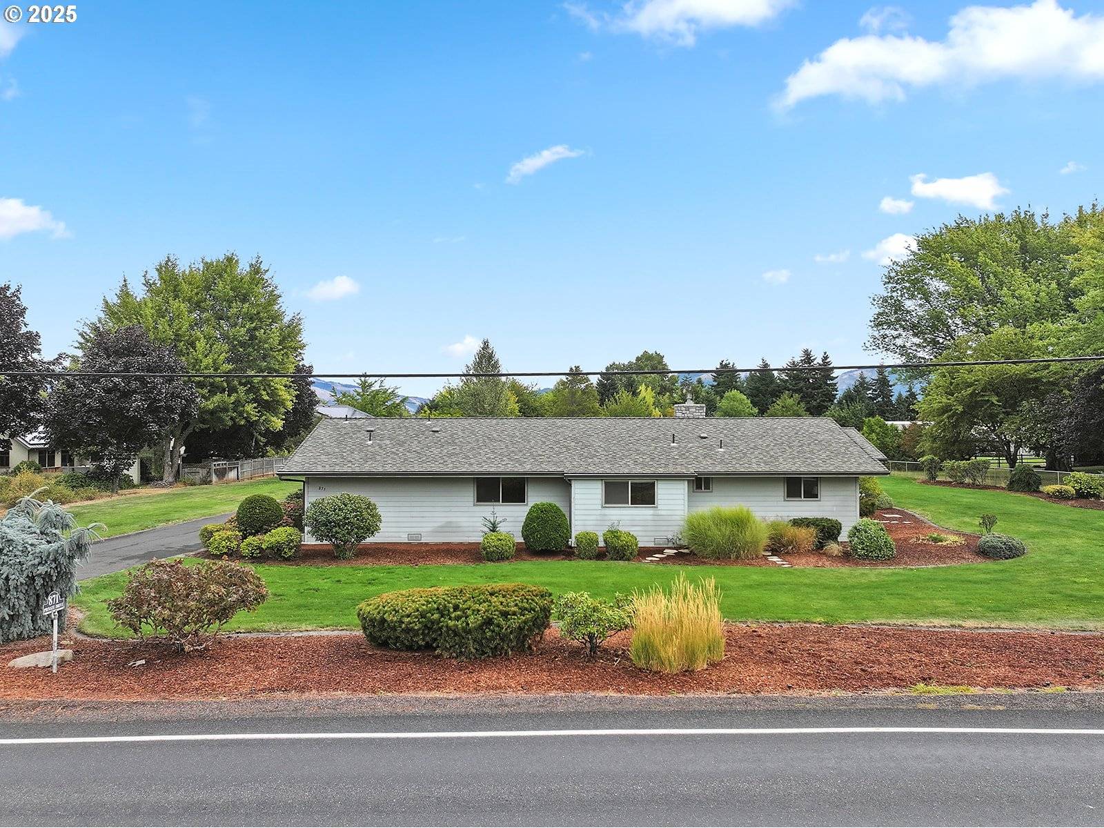 Hood River, OR 97031,871 FRANKTON RD