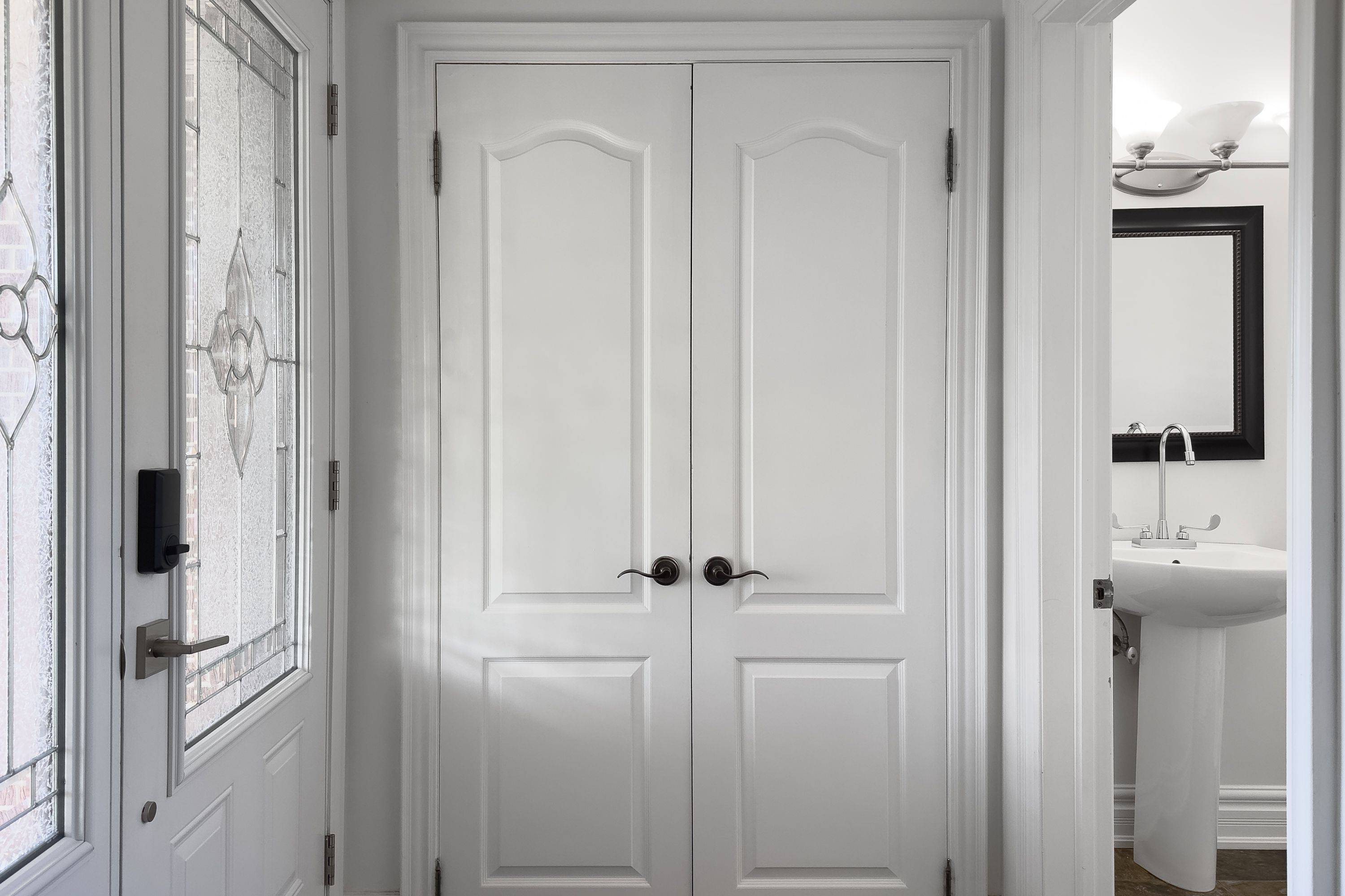 Toronto W04, ON M9N 2N6,19 Wall AVE