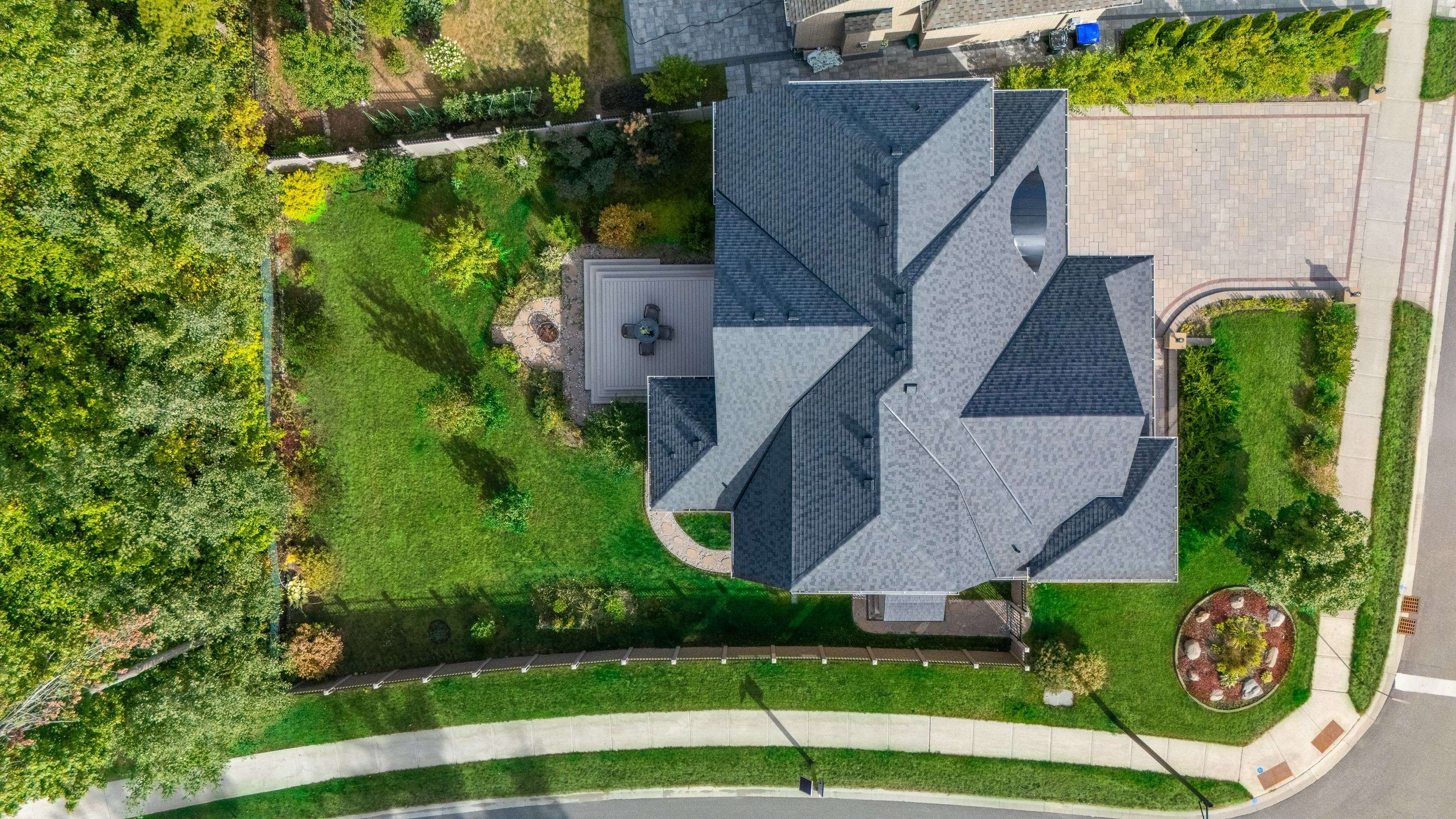 Springwater, ON L9X 1Z8,1 Redmond CRES