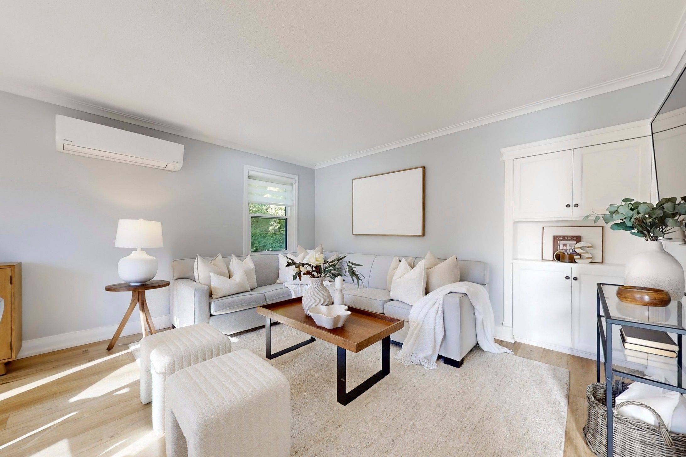 Whitby, ON L1N 5G1,233 Palace ST