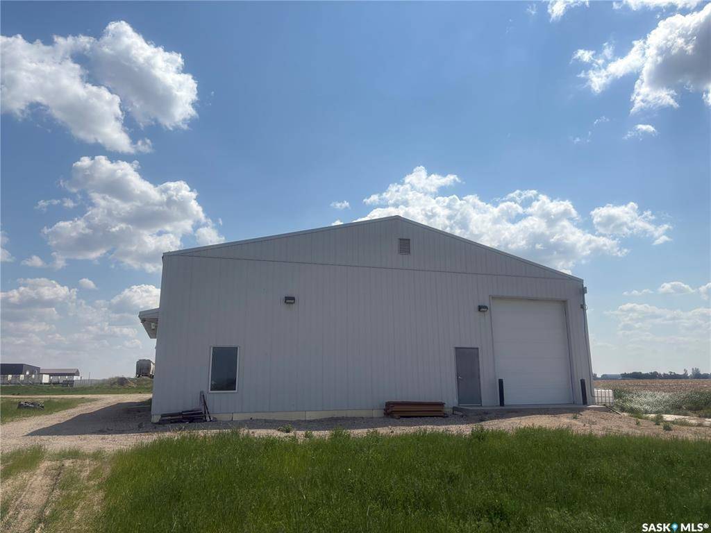 Corman Park Rm No. 344, SK S0K 0Y0,23 Floral