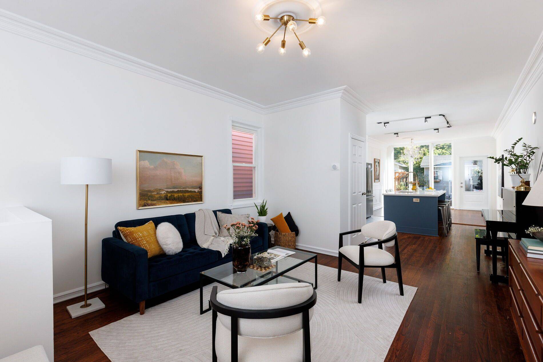 Toronto E01, ON M4L 3A6,419 RHODES AVE