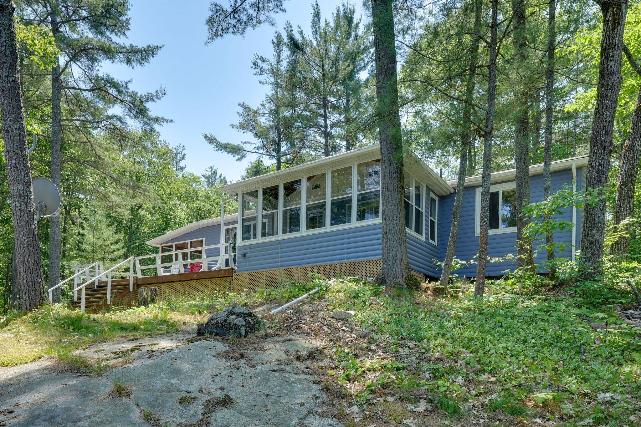 Georgian Bay, ON P0C 1M0,7156 Severn River Shore N/A