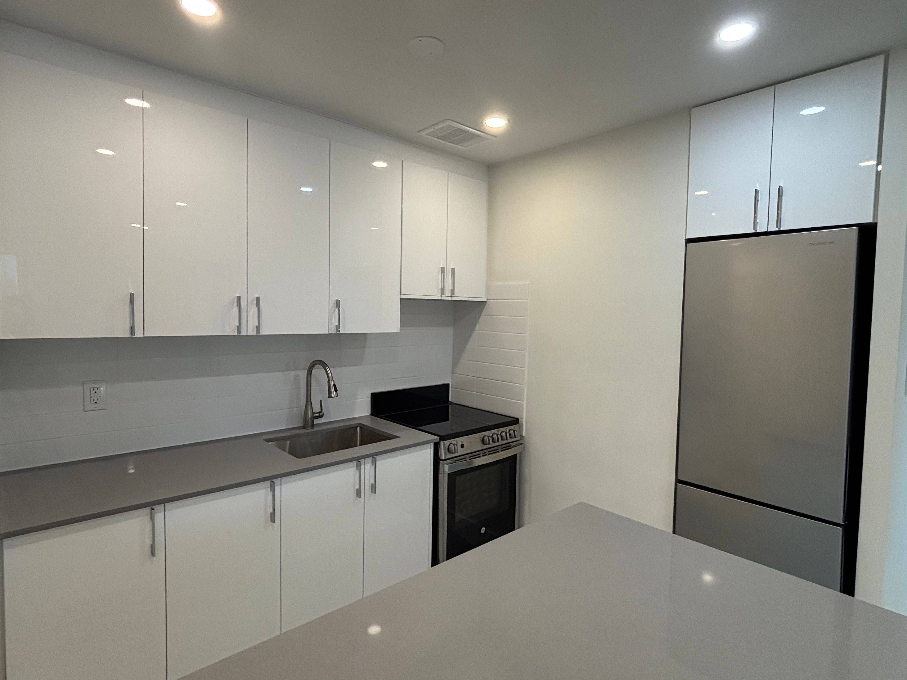 Mississauga, ON L5A 2H9,3151 Jaguar Valley DR #202