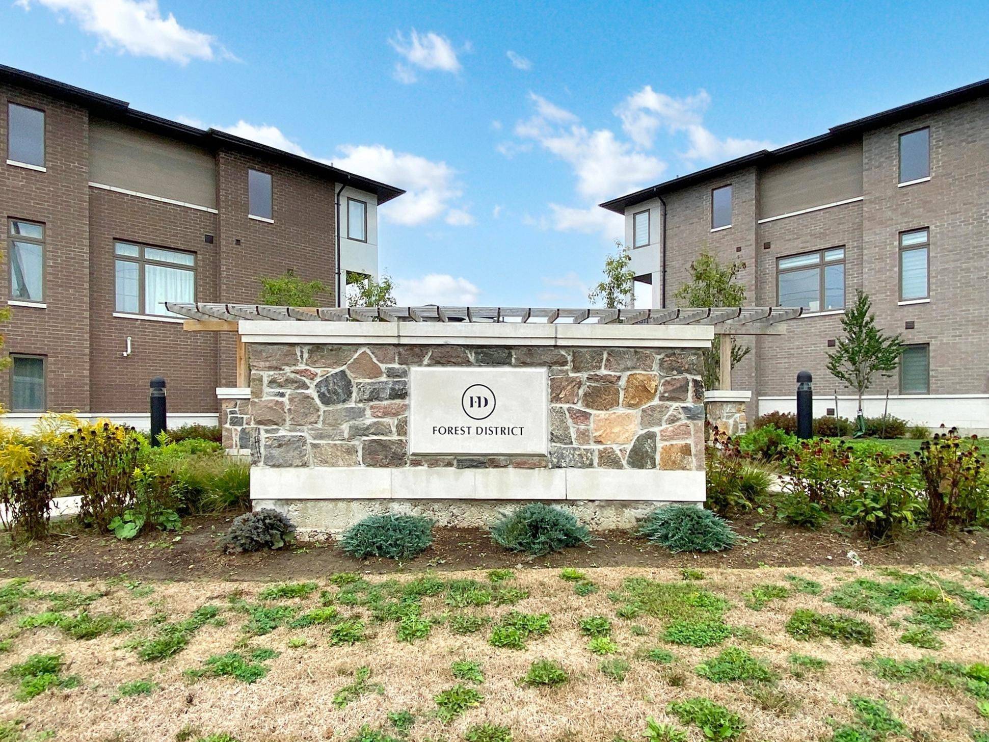 Pickering, ON L1V 0G6,250 Finch AVE #204