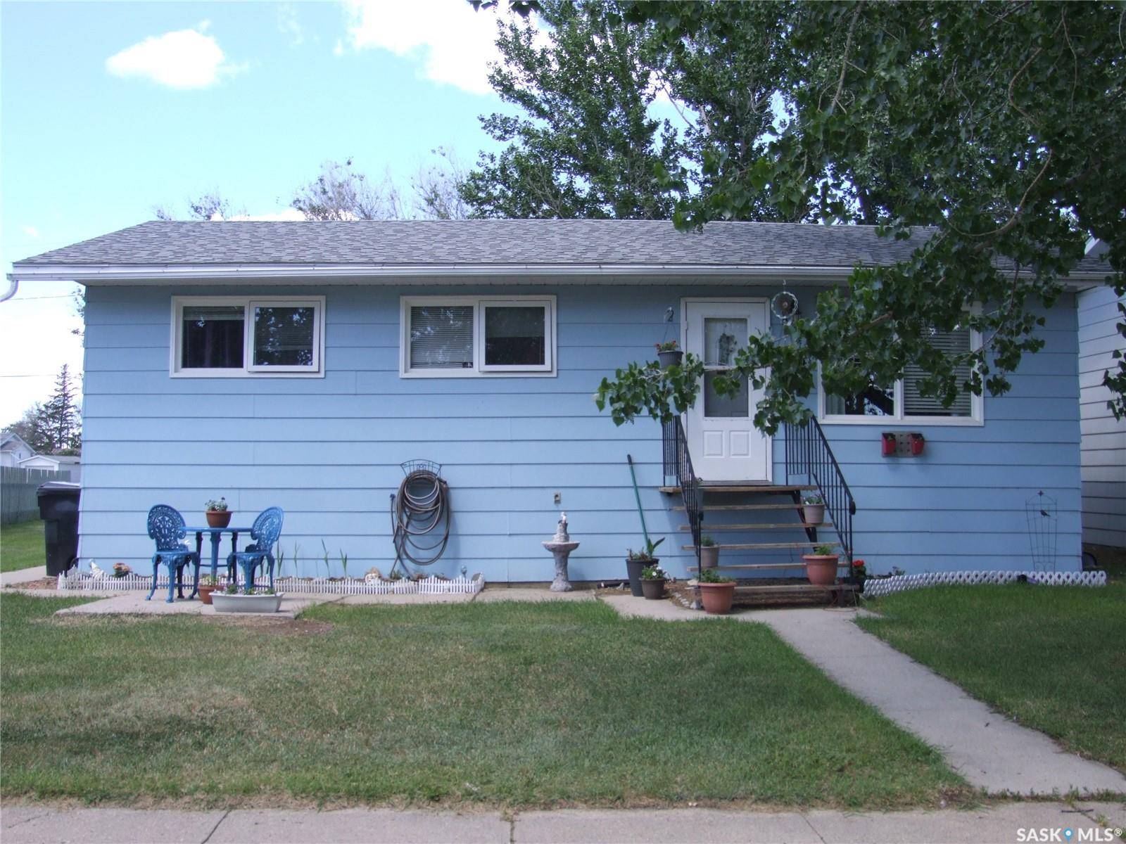 Leader, SK S0N 1H0,114 3rd STREET E