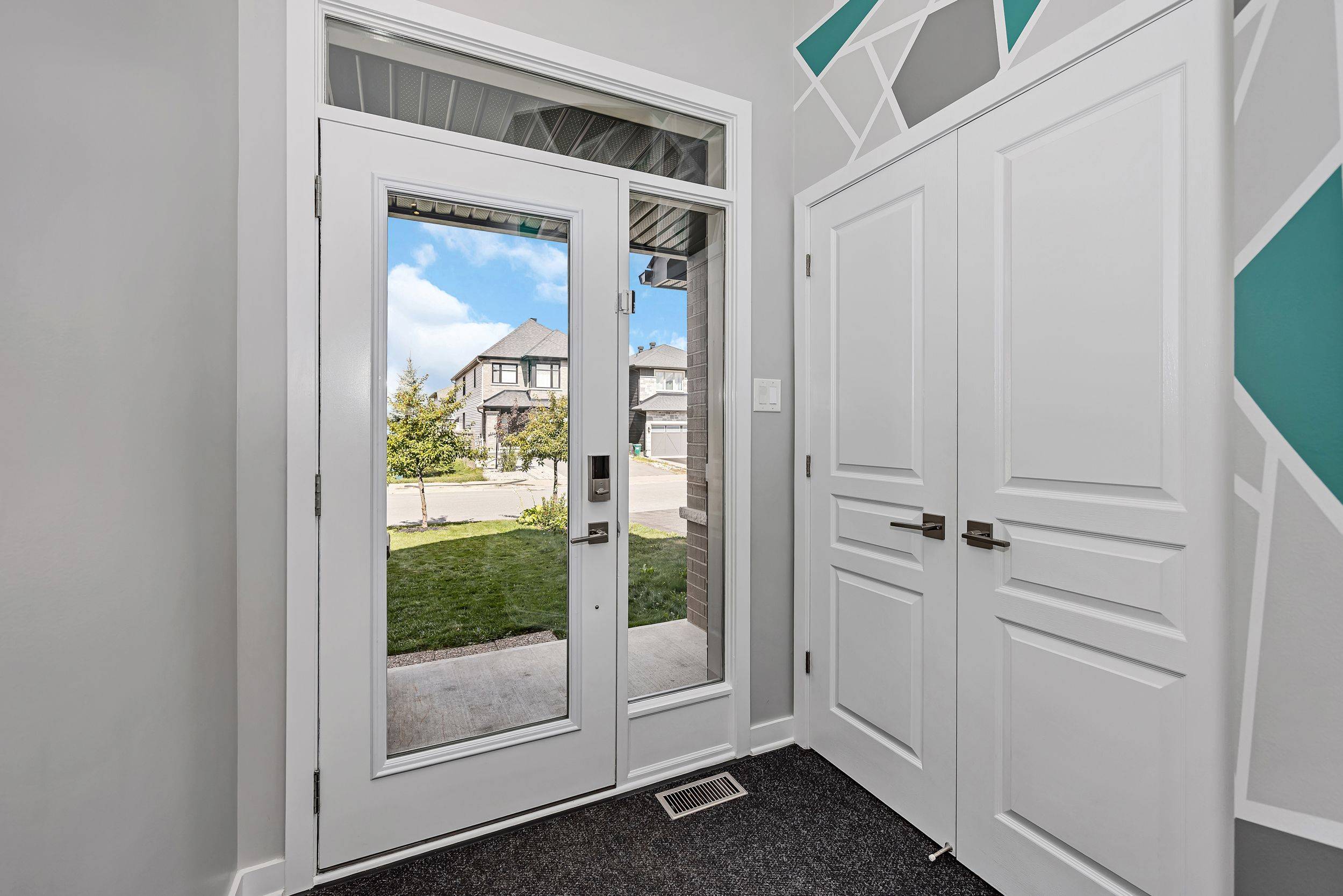 Kanata, ON K2V 0G3,127 Shinny AVE