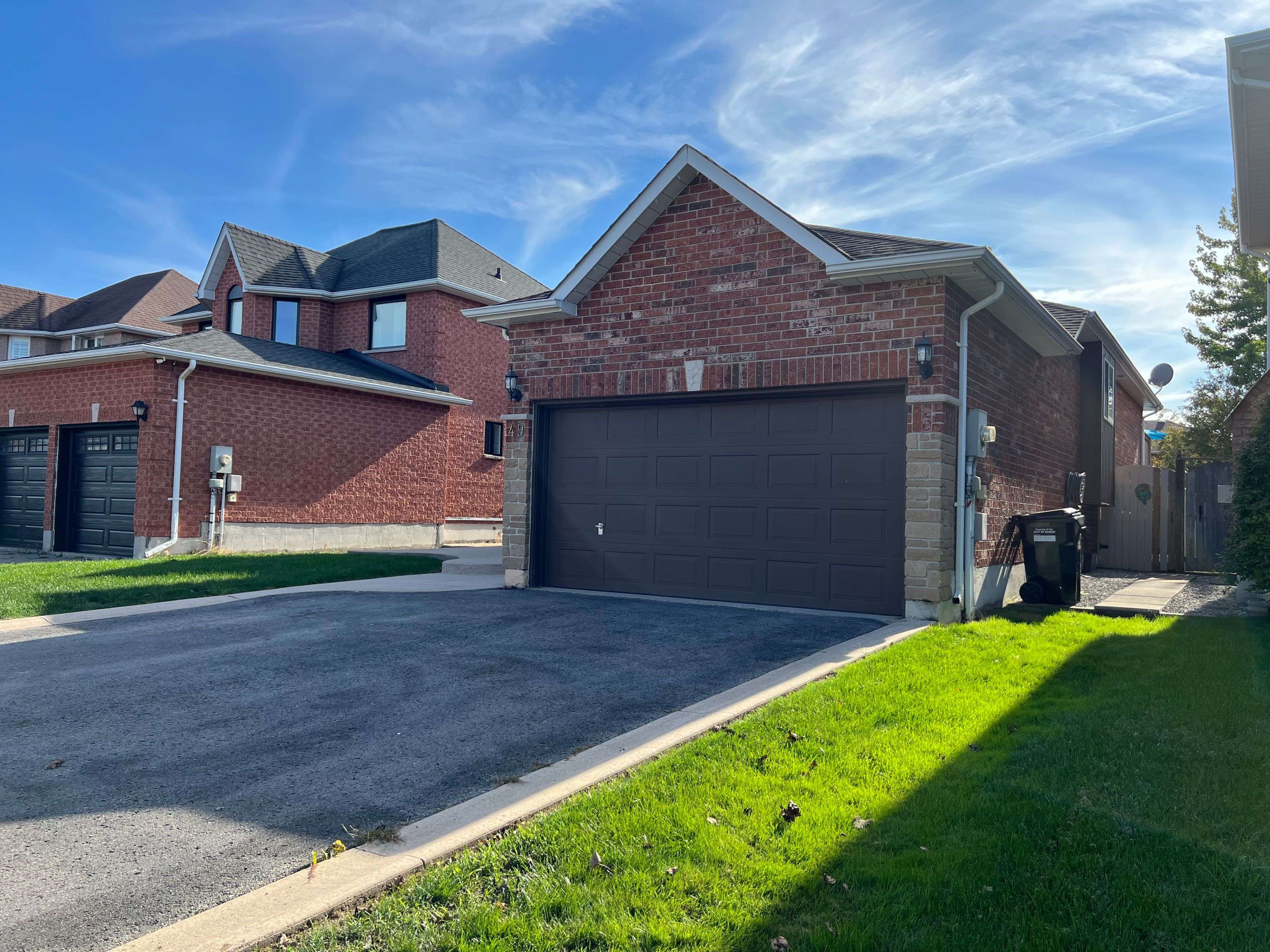 Barrie, ON L4N 8V1,49 Felt CRES