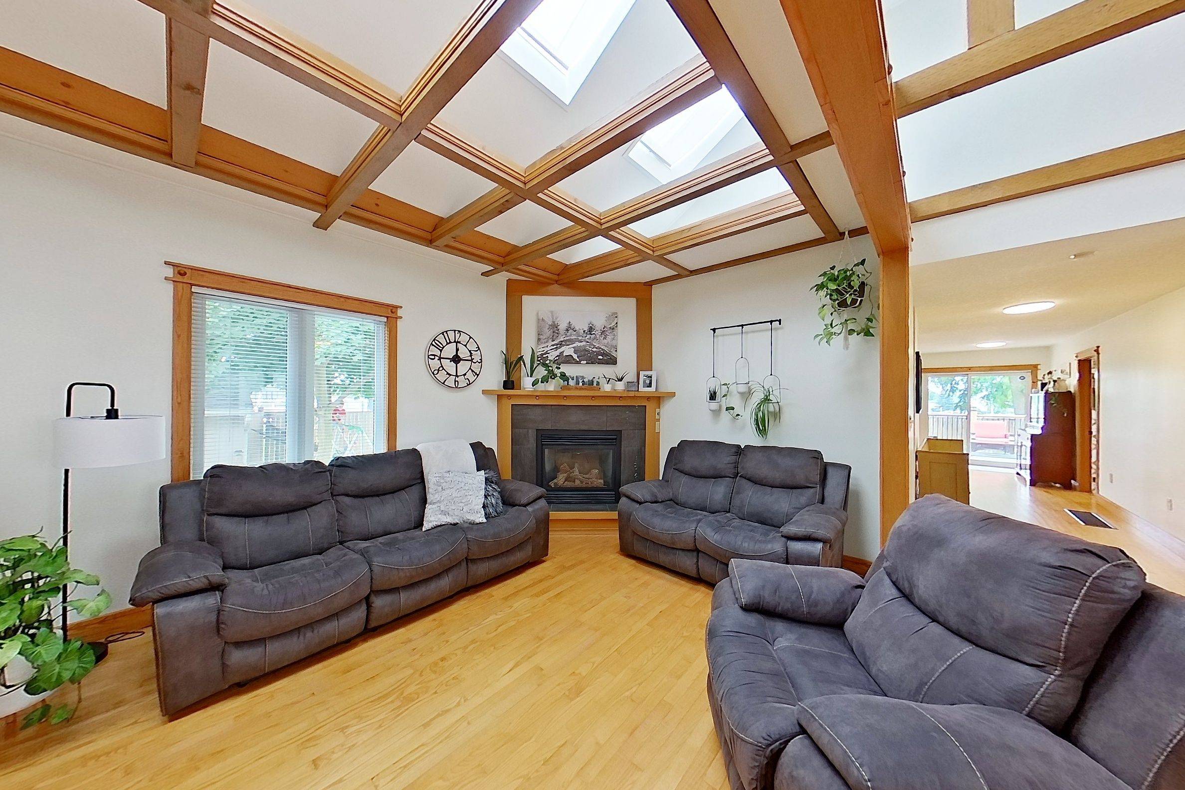 212 James ST, Central Huron, ON N0M 1L0