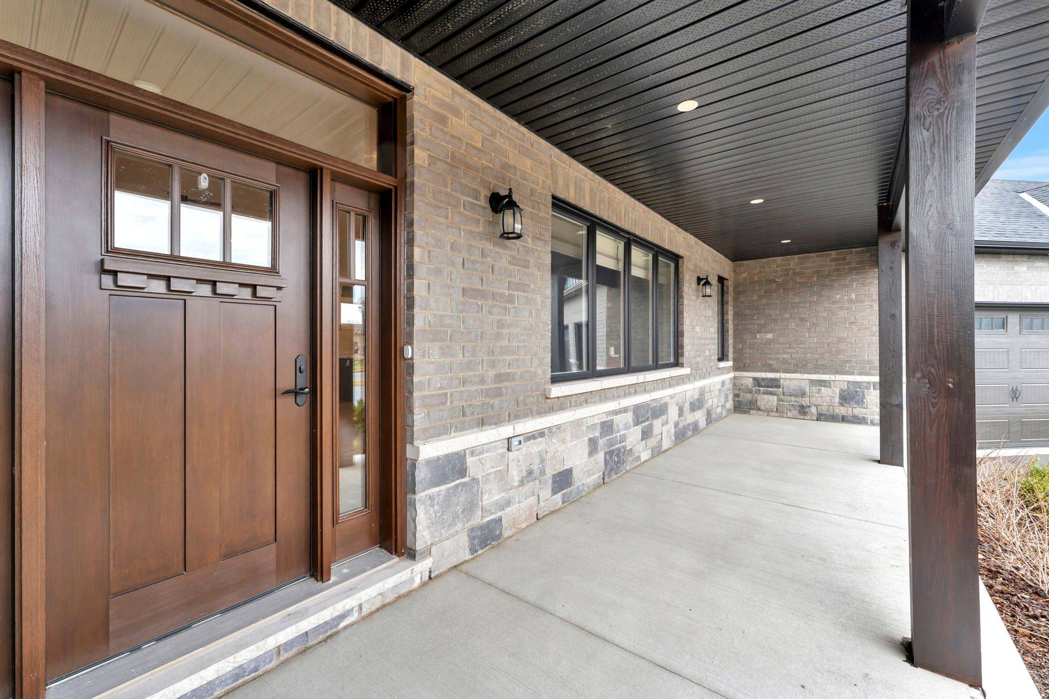 Norwich, ON N0J 1R0,66 August CRES