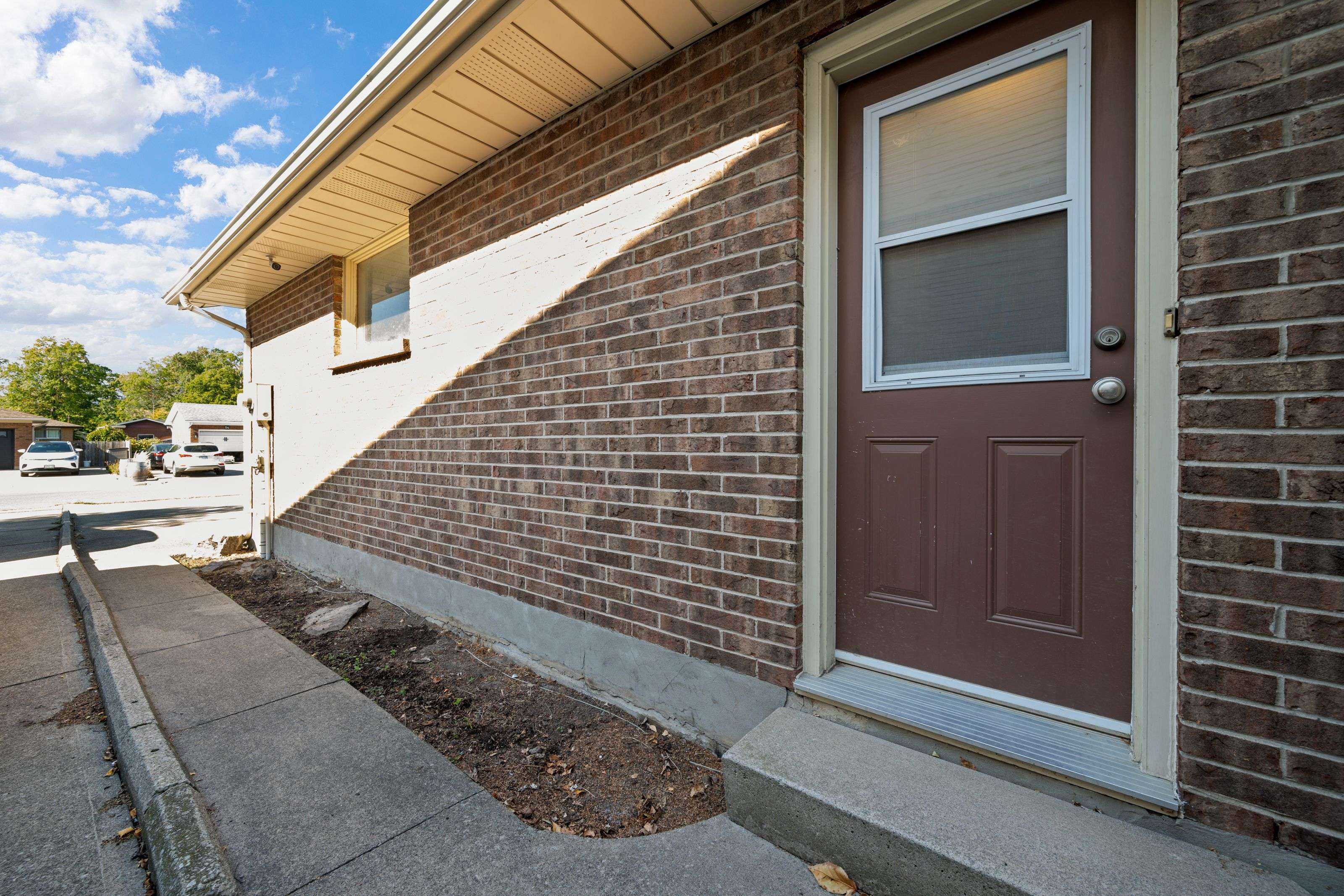 St. Catharines, ON L2P 3T4,67 Dundonald ST