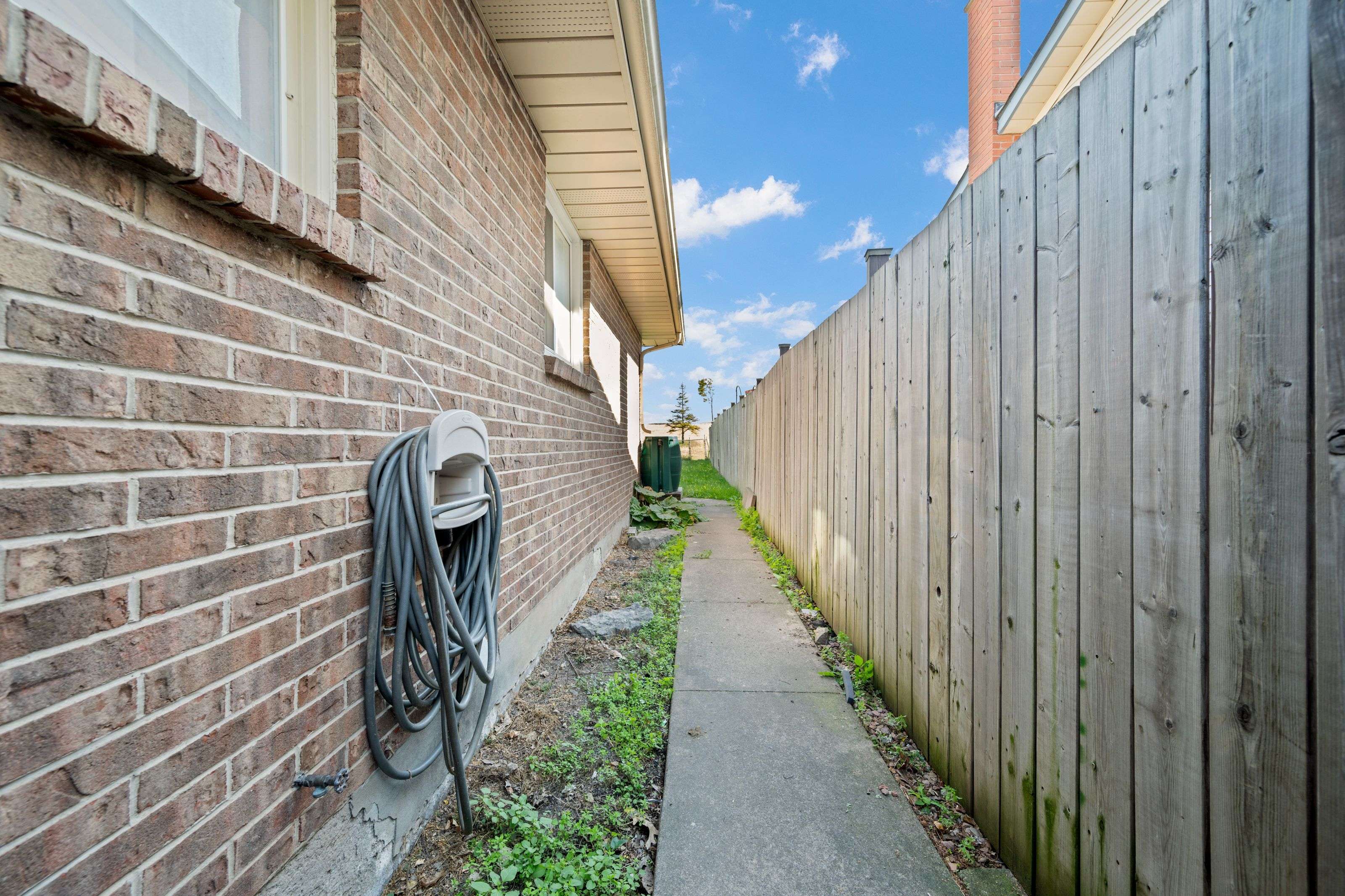 St. Catharines, ON L2P 3T4,67 Dundonald ST