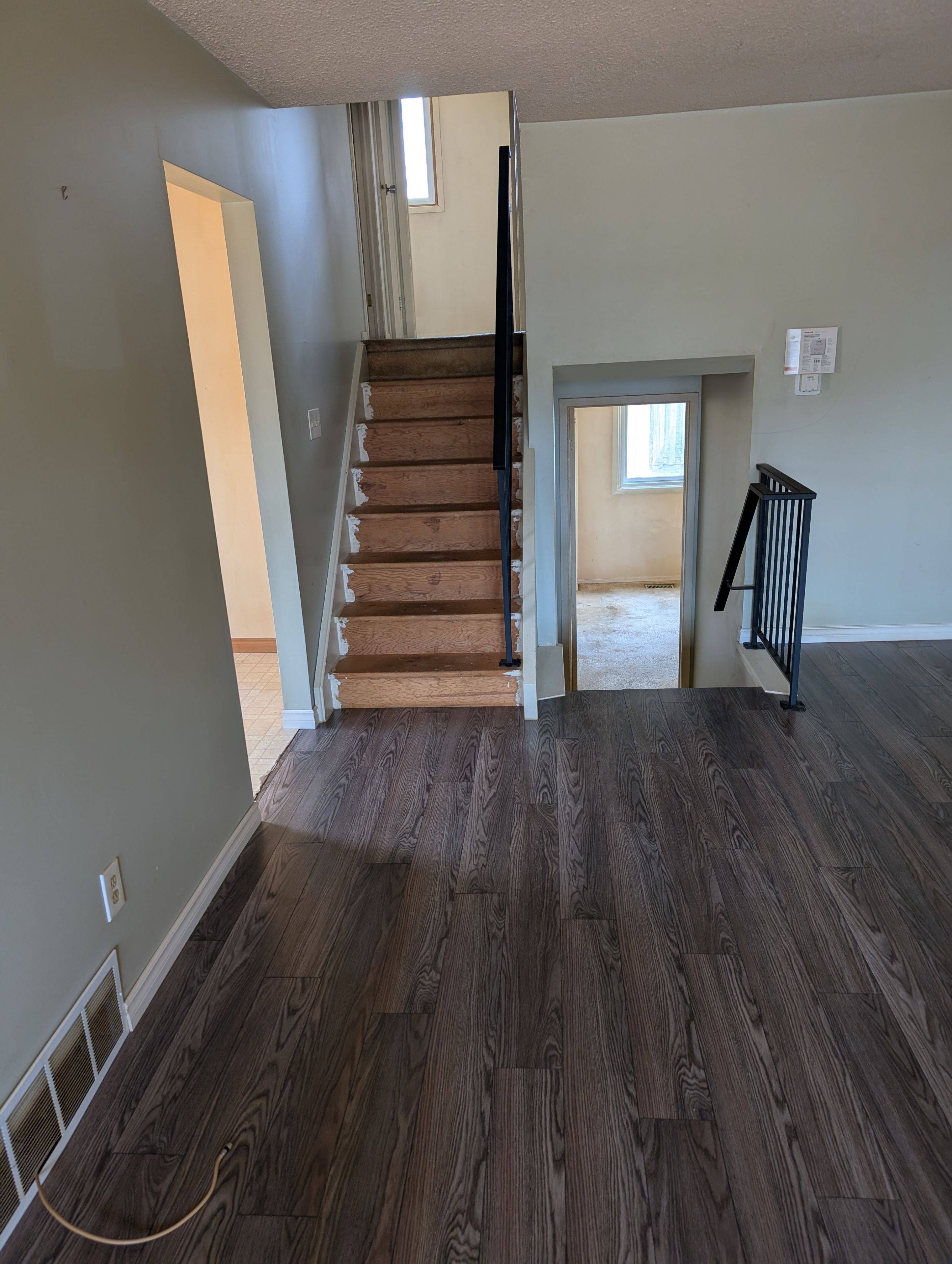 St. Catharines, ON L2N 1E9,62 ALLAN DR