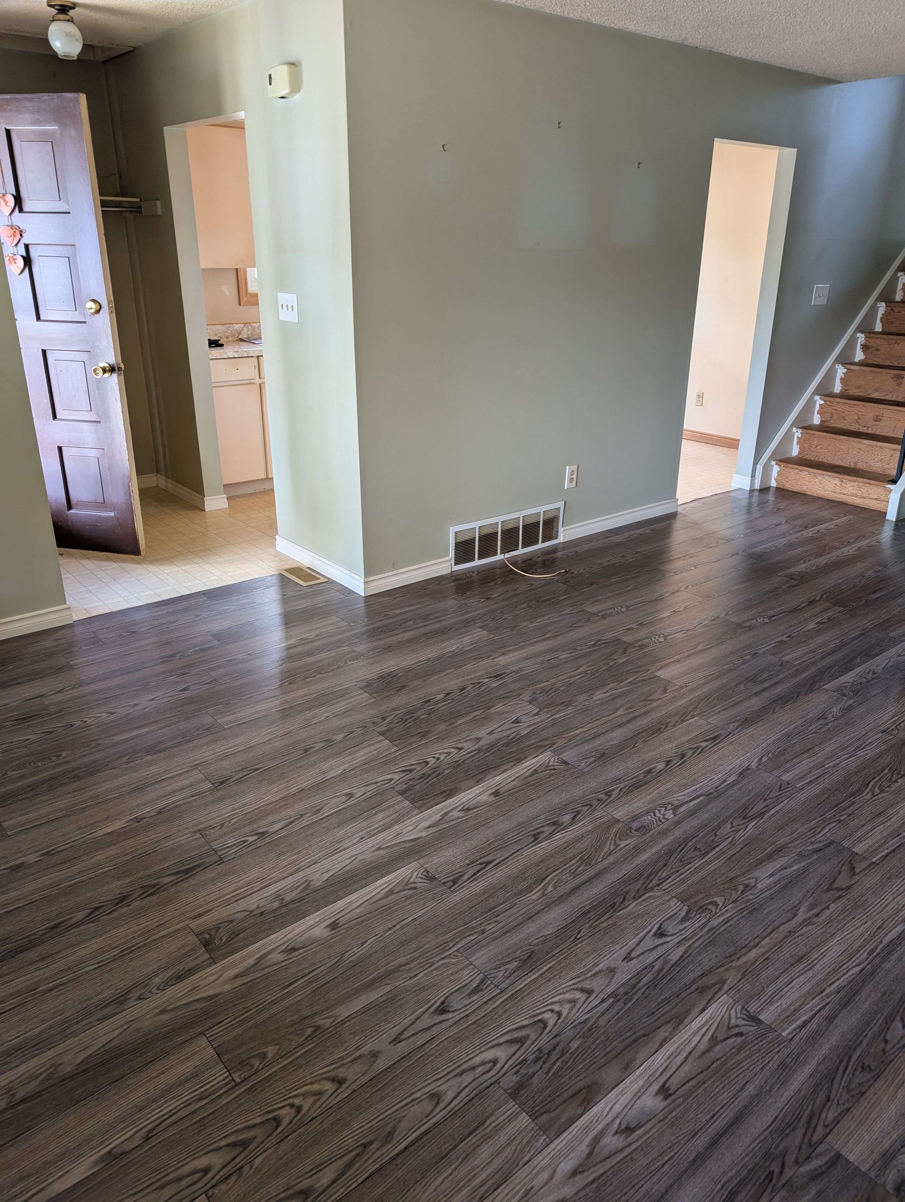 St. Catharines, ON L2N 1E9,62 ALLAN DR