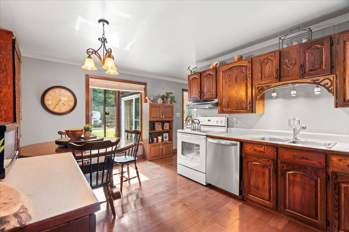 Frontenac, ON K0H 2G0,1151 Harlowe RD