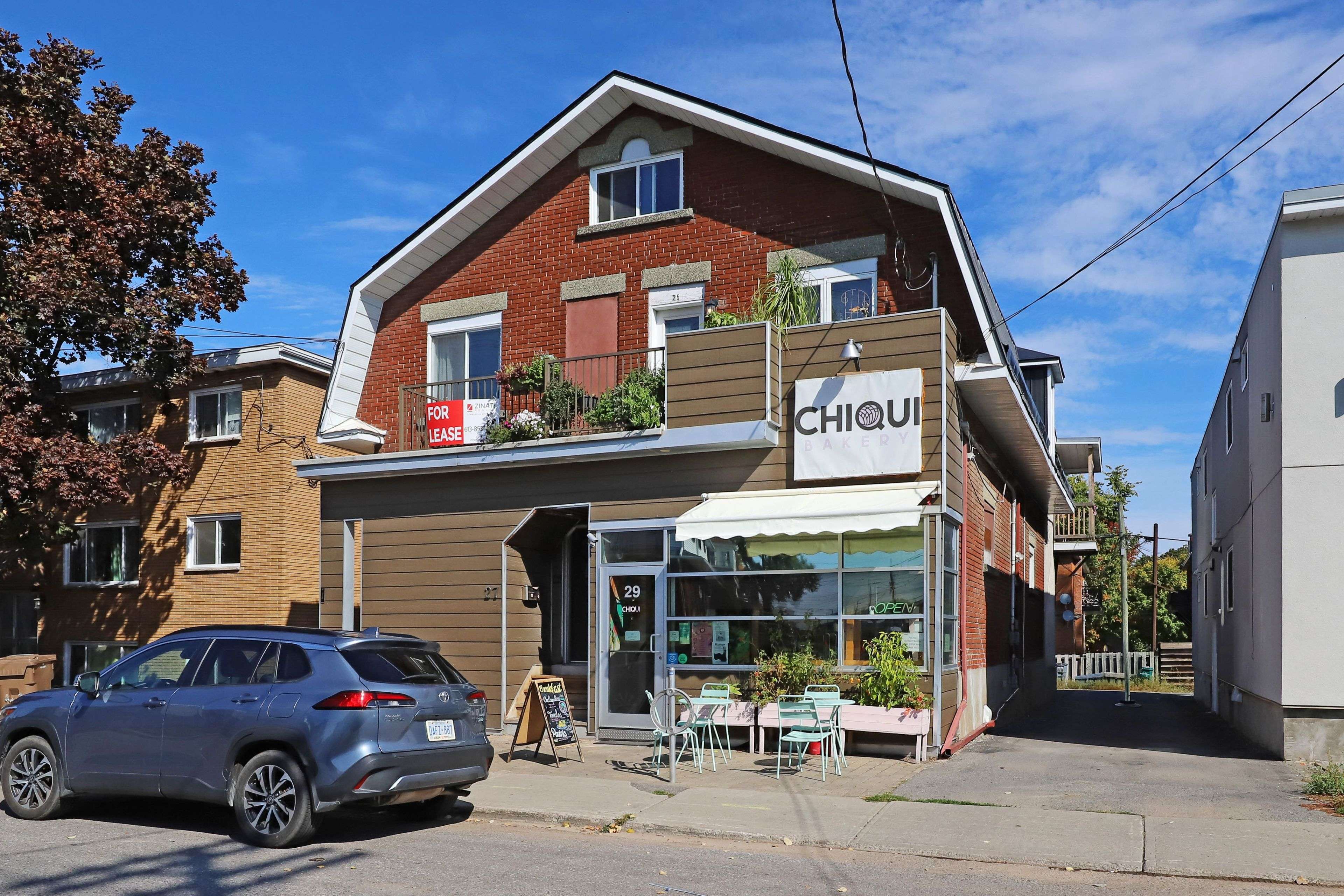 New Edinburgh - Lindenlea, ON K1L 5S6,29 Marier AVE #B