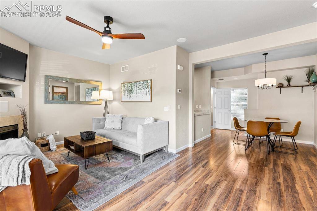 Colorado Springs, CO 80907,4073 Flash PT