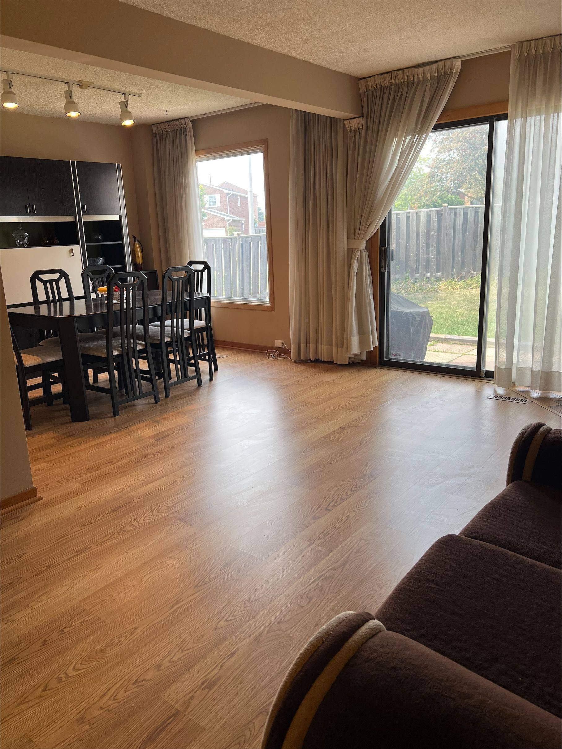 Vaughan, ON L4K 2E4,14 Prairie Dunes PL