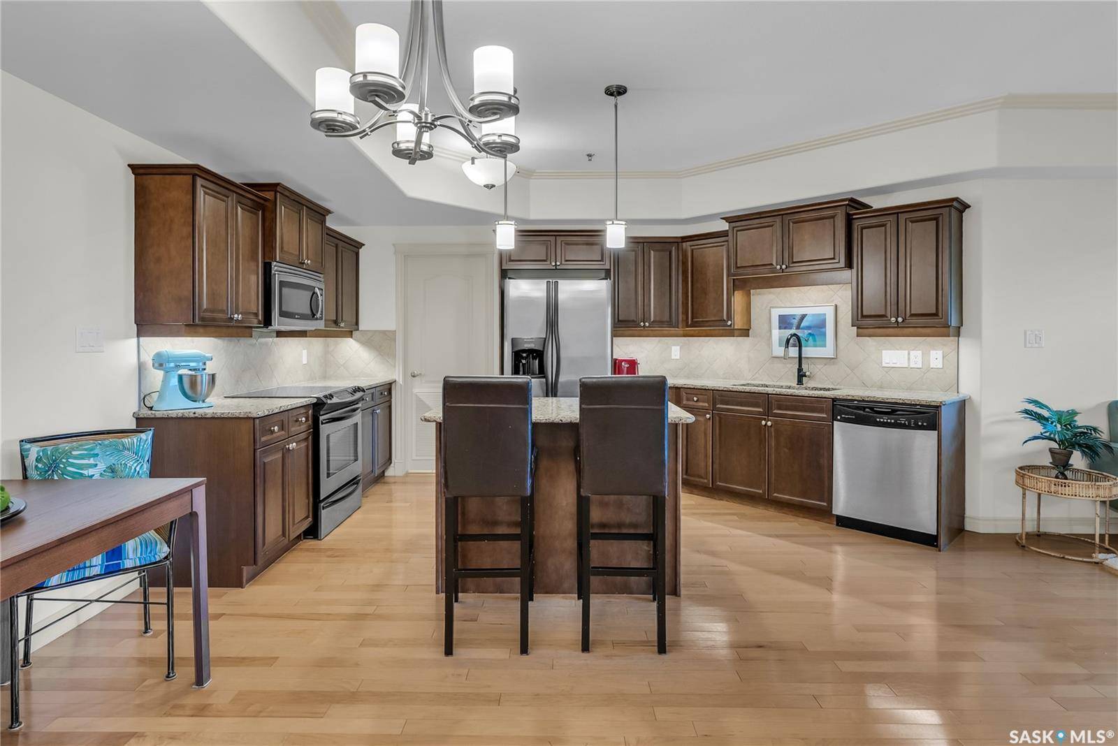 Saskatoon, SK S7M 0A5,623 Saskatchewan CRESCENT W #135