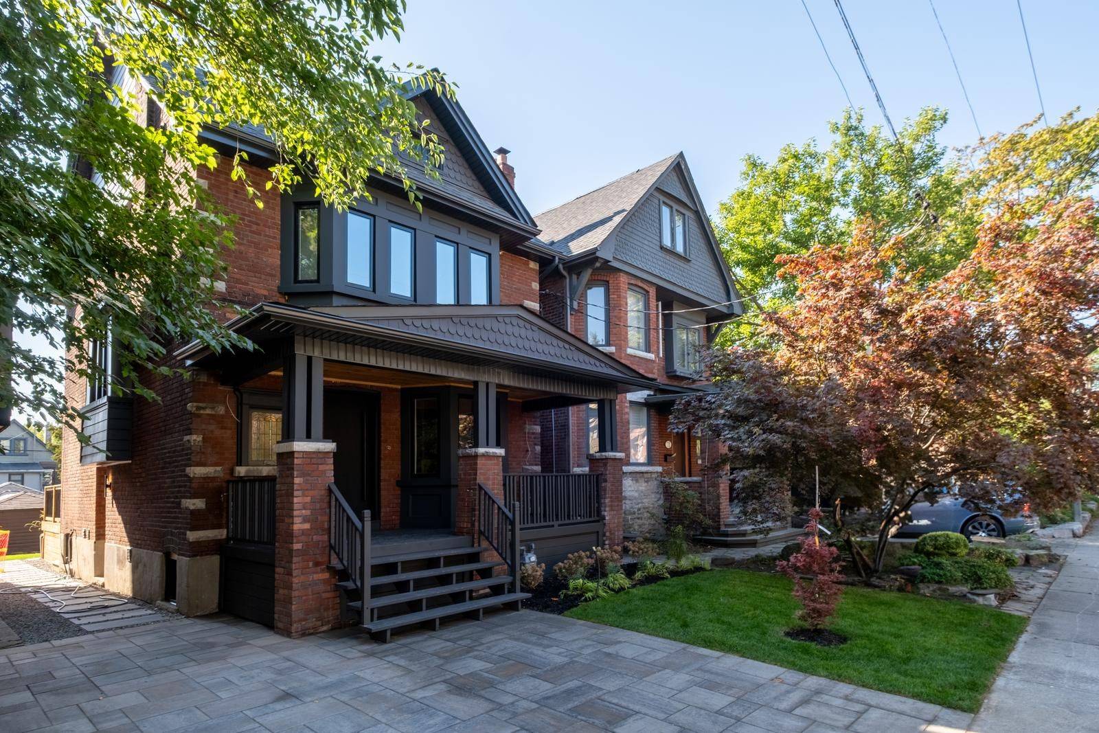 Toronto W01, ON M6R 1S5,69 CONSTANCE ST