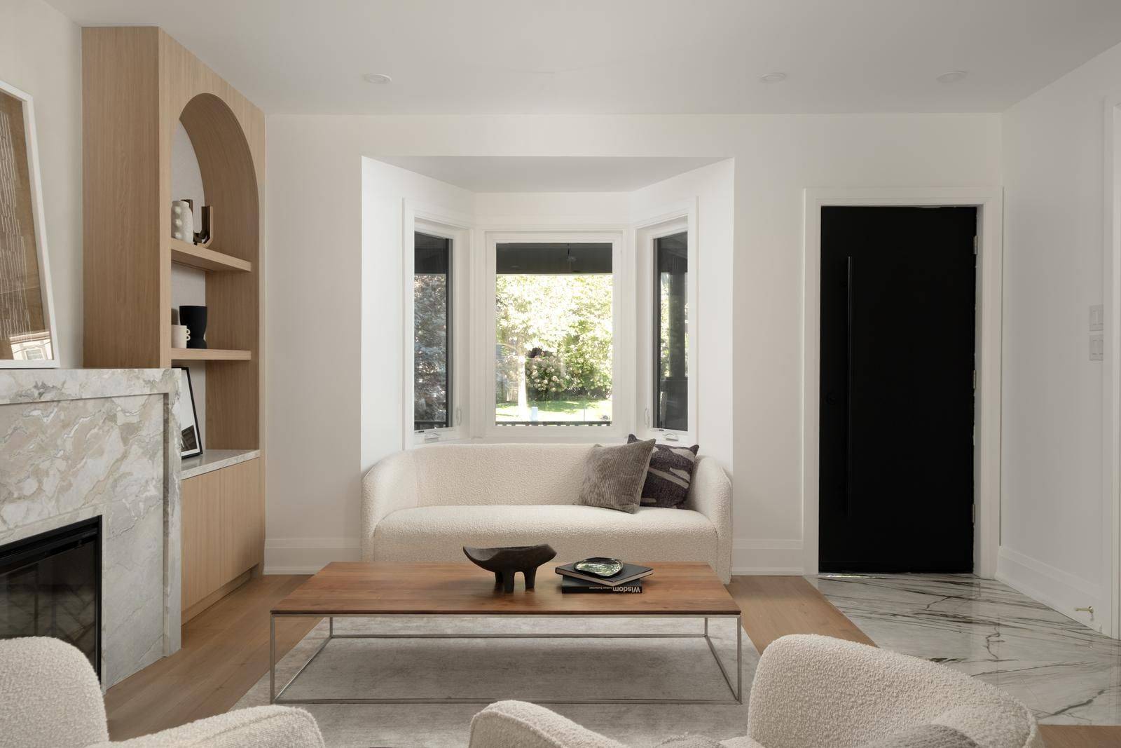 Toronto W01, ON M6R 1S5,69 CONSTANCE ST