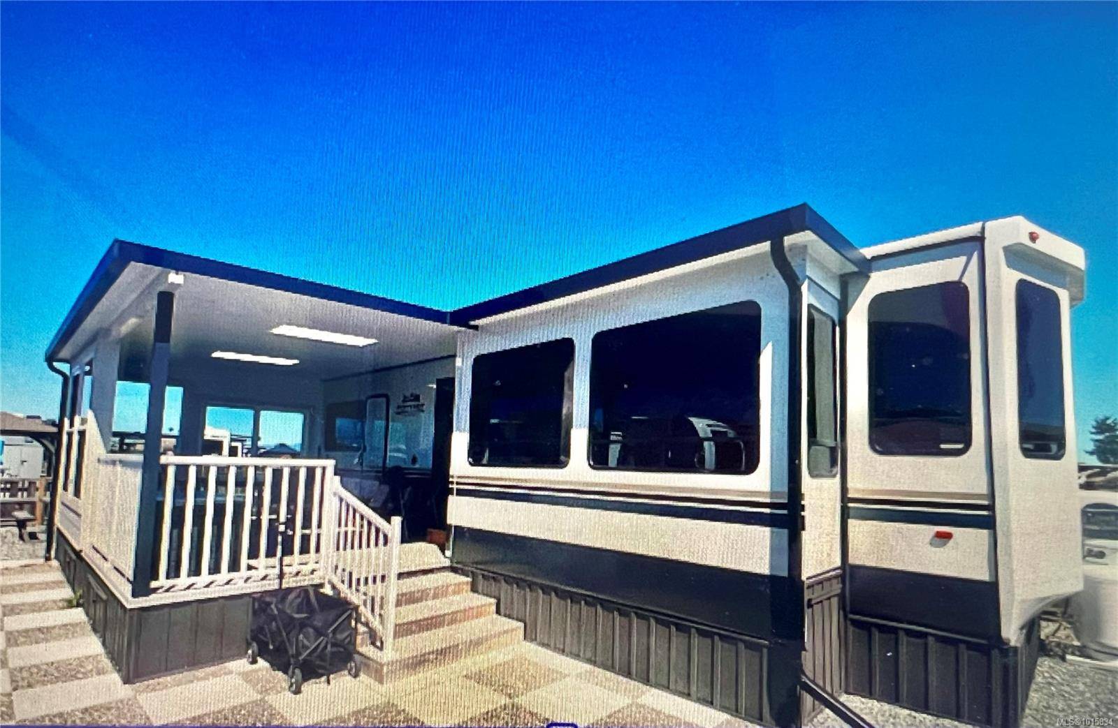 Parksville, BC V9P 2S5,200 Corfield St #C284