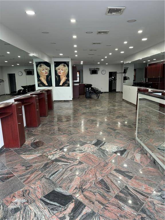 Brooklyn, NY 11234,2116 Flatbush AVE