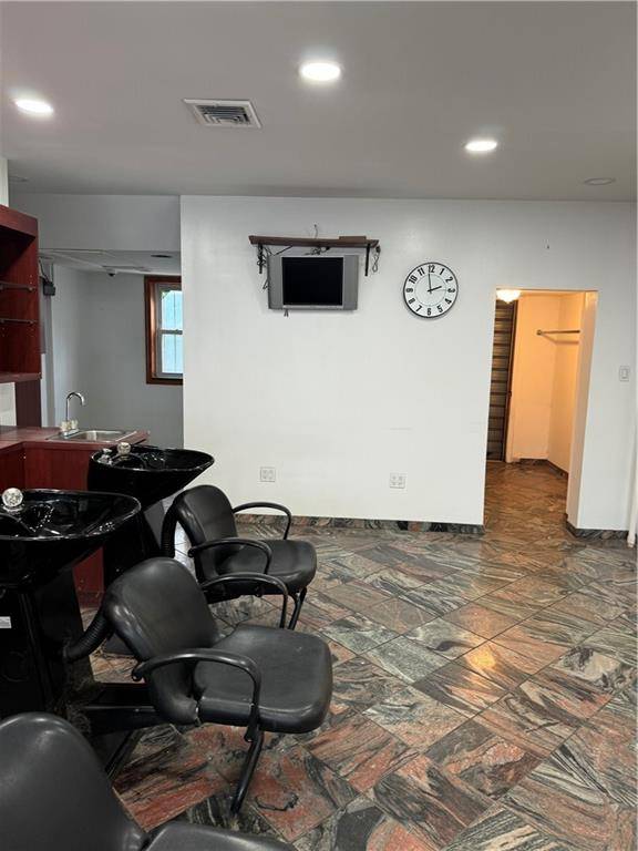 Brooklyn, NY 11234,2116 Flatbush AVE