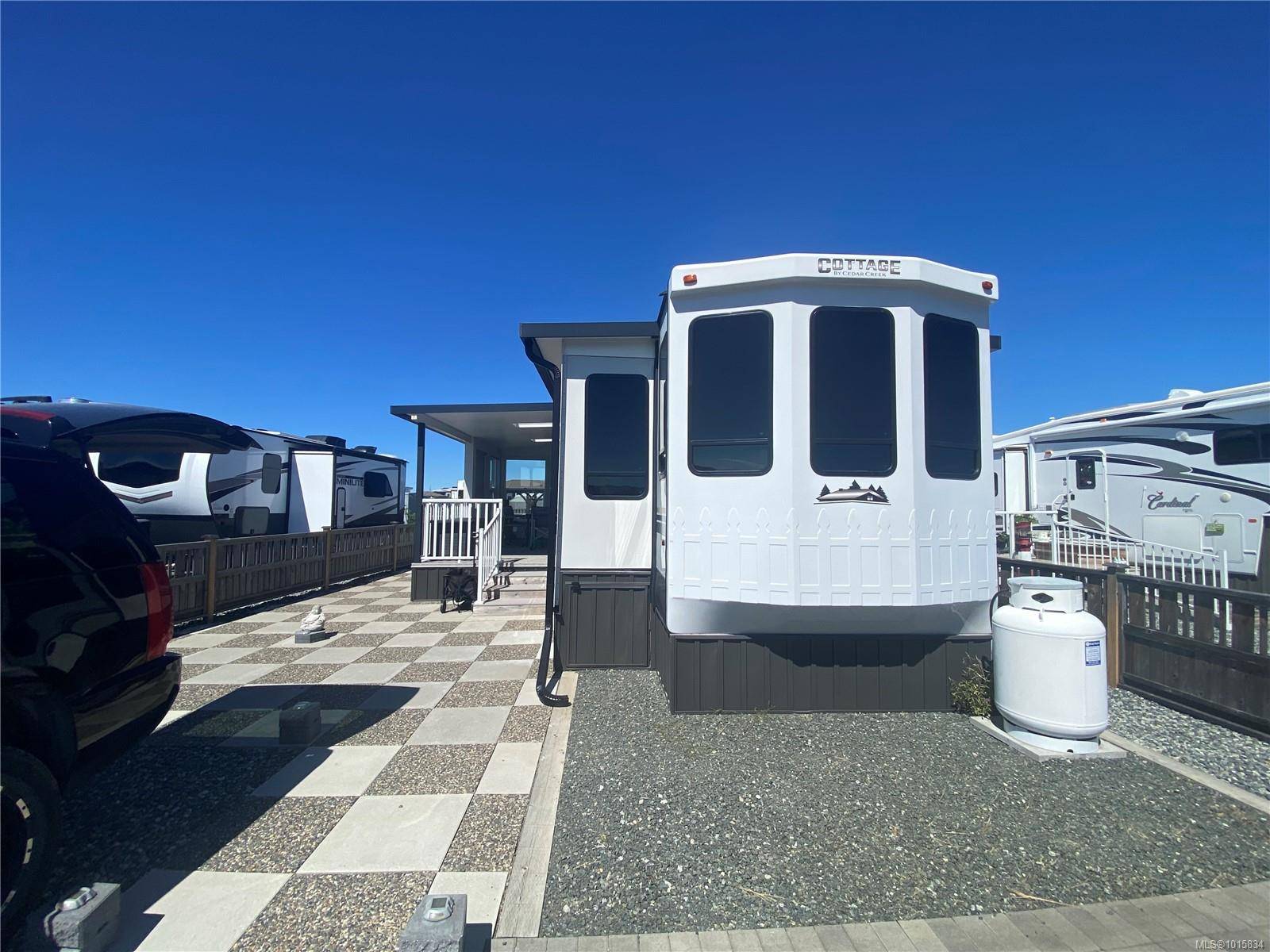 Parksville, BC V9P 2S5,200 Corfield St #C284