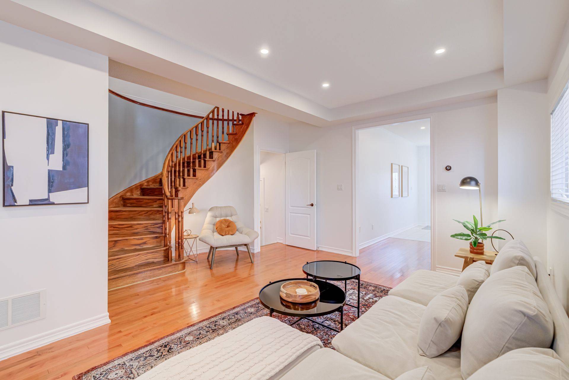 Vaughan, ON L4H 0E2,8 Ozner CRES