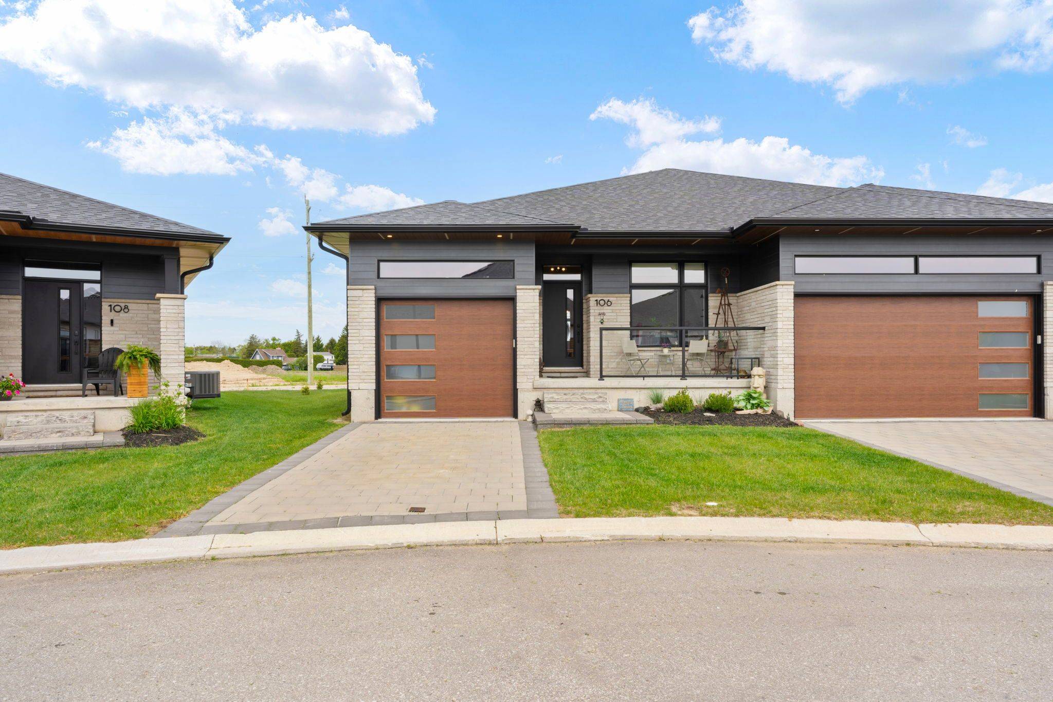 Lambton Shores, ON N0M 1T0,106 Coastal CRES #3