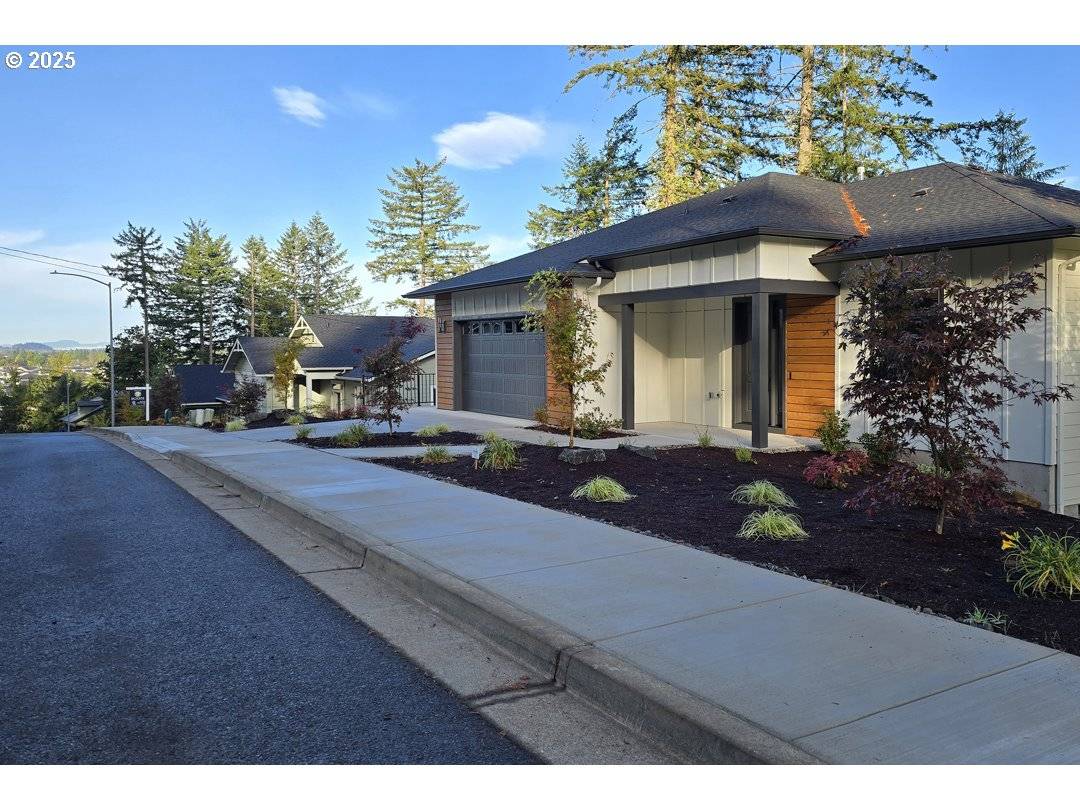 Springfield, OR 97477,3442 RIVER HEIGHTS DR