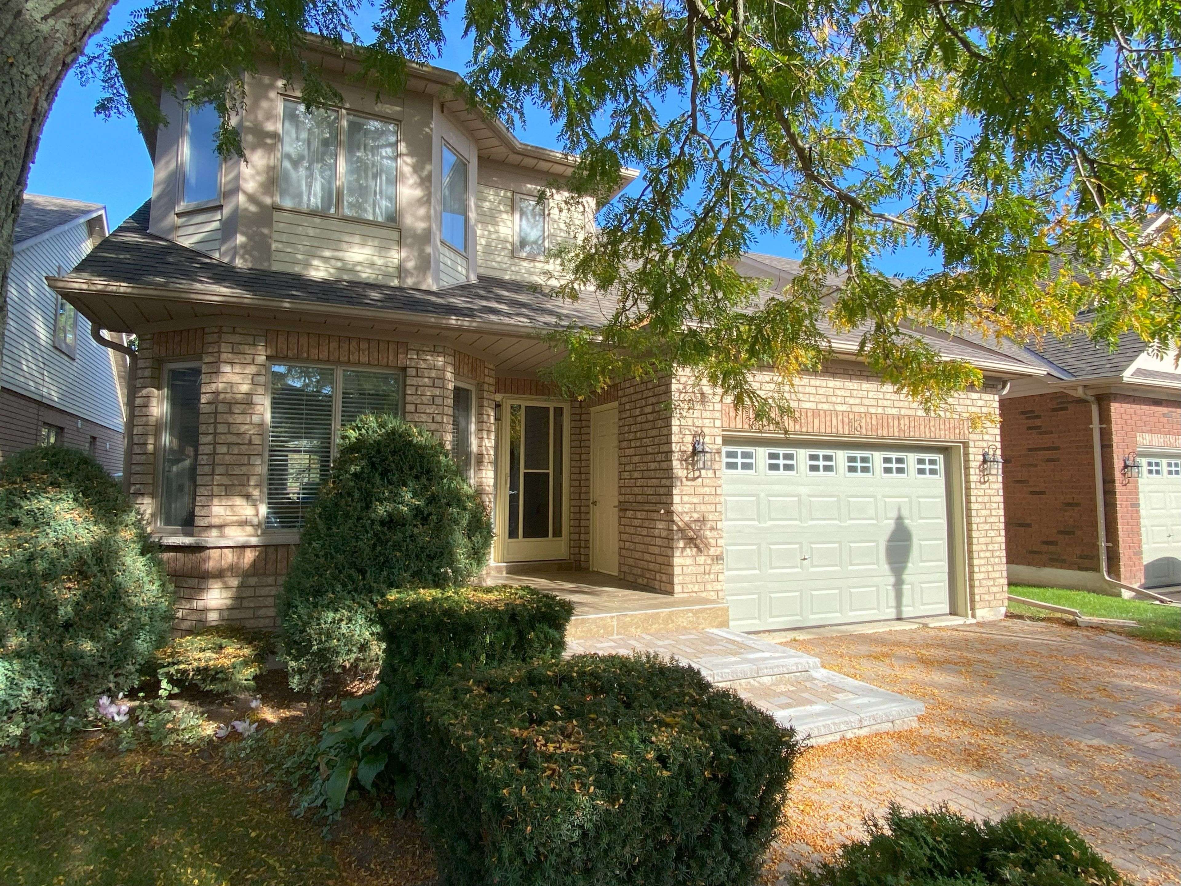 New Tecumseth, ON L9R 1Y8,13 Sunset BLVD #7