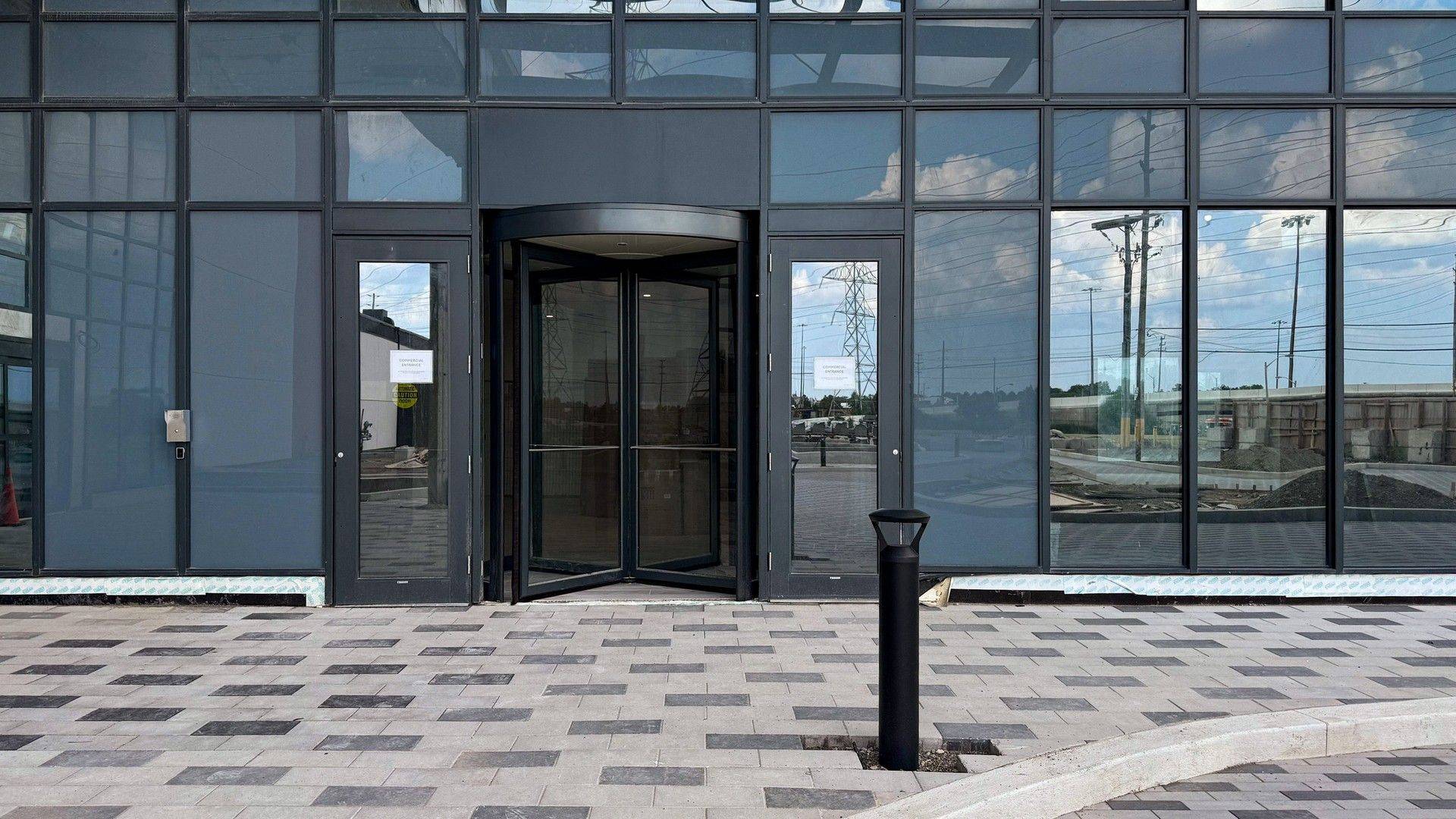 Toronto W09, ON M9W 1J1,600 Dixon RD #301