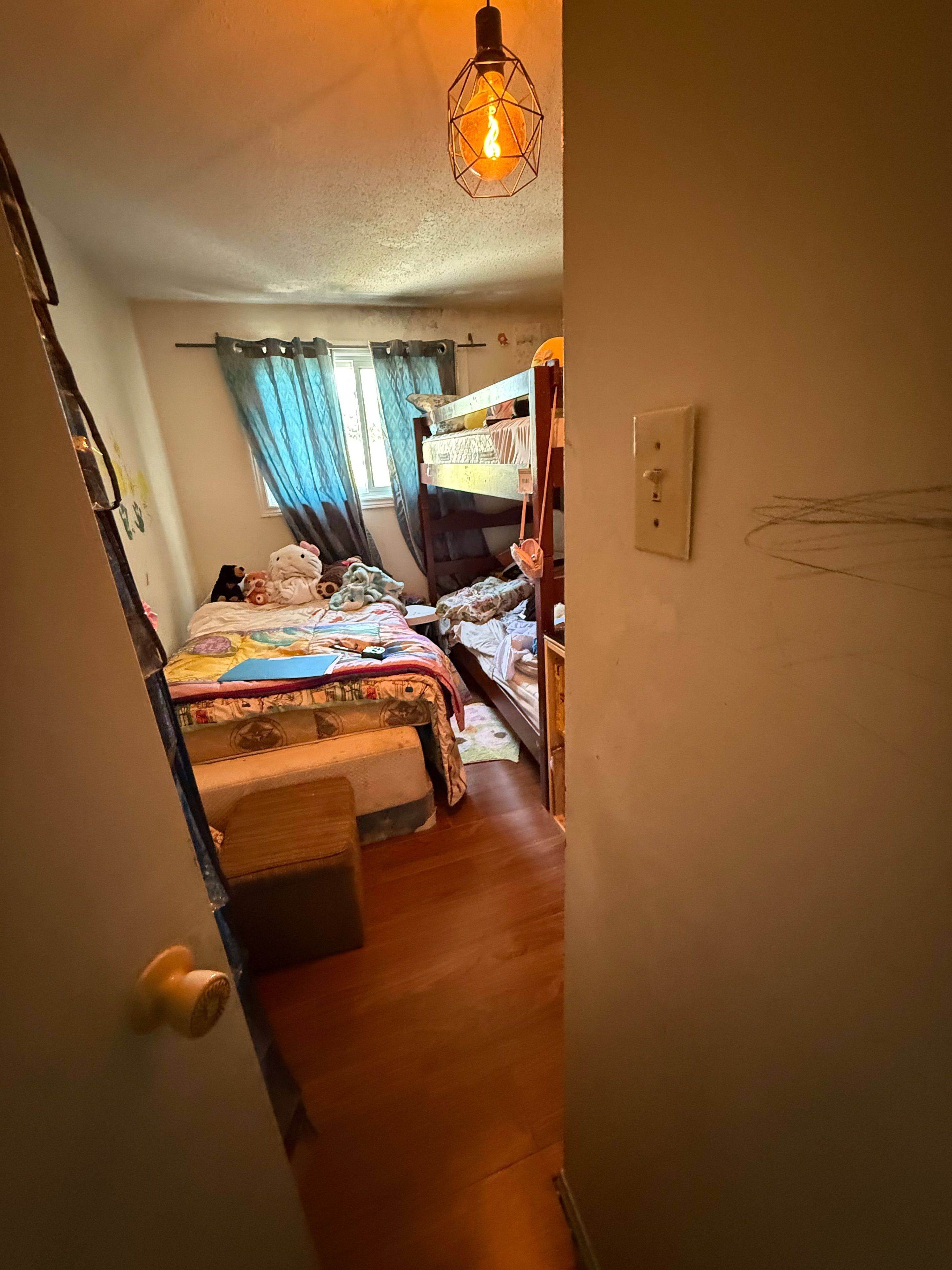 Orleans - Convent Glen And Area, ON K1C 2A1,1013 Cloister GDNS