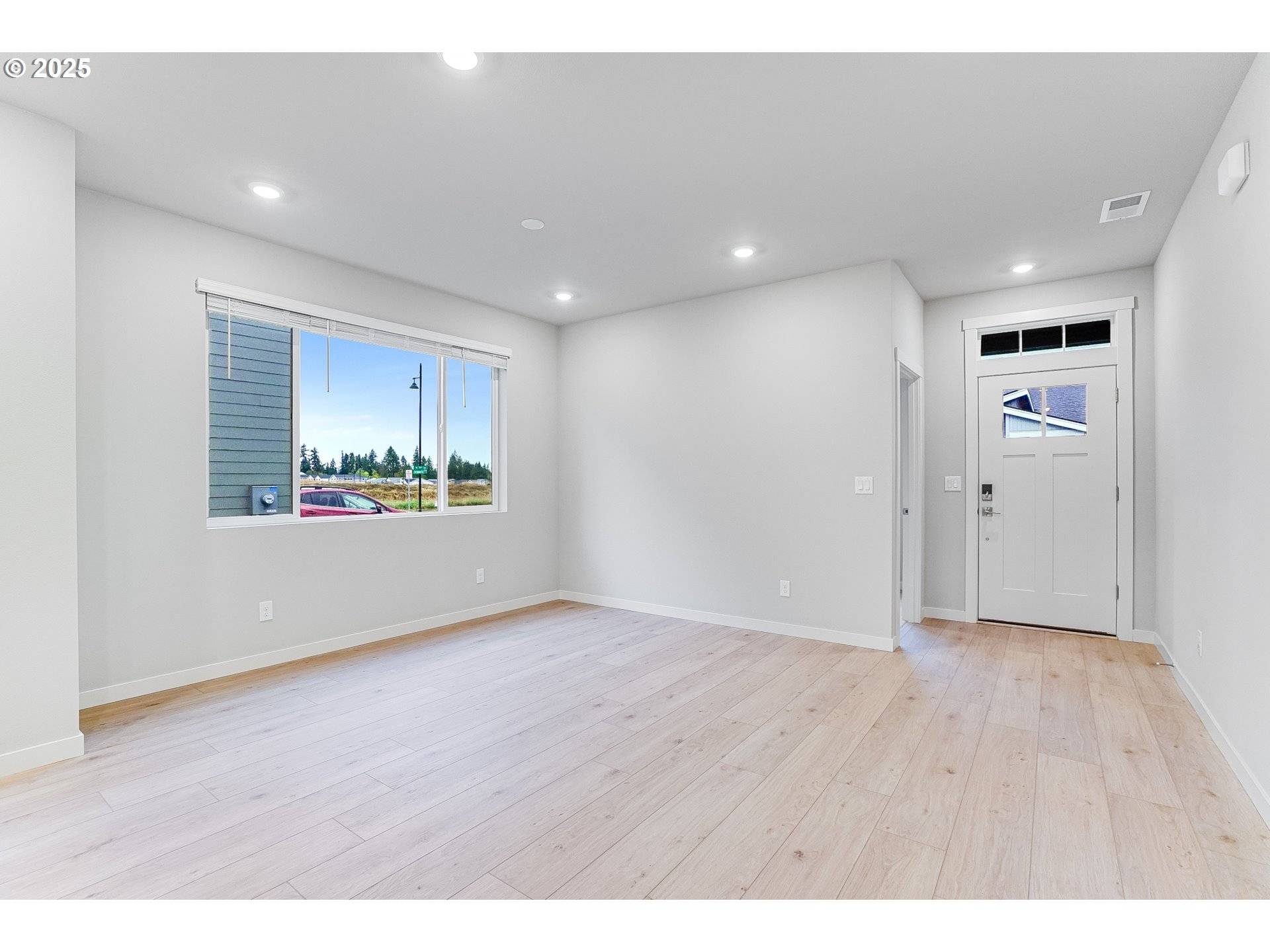 Hillsboro, OR 97123,7710 SE CONTOUR LN