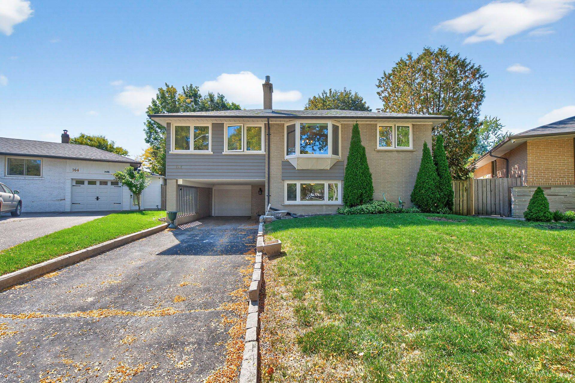 Richmond Hill, ON L4C 4S9,166 Kenvale CT