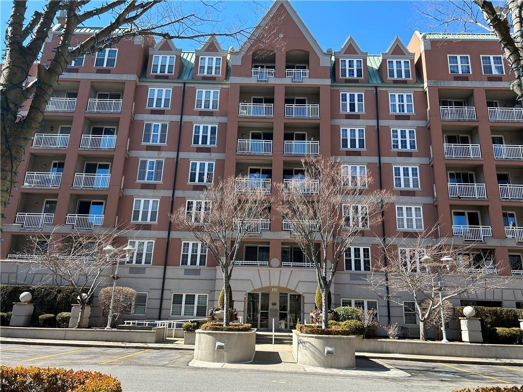 Brooklyn, NY 11235,150 Oceana DR #1B