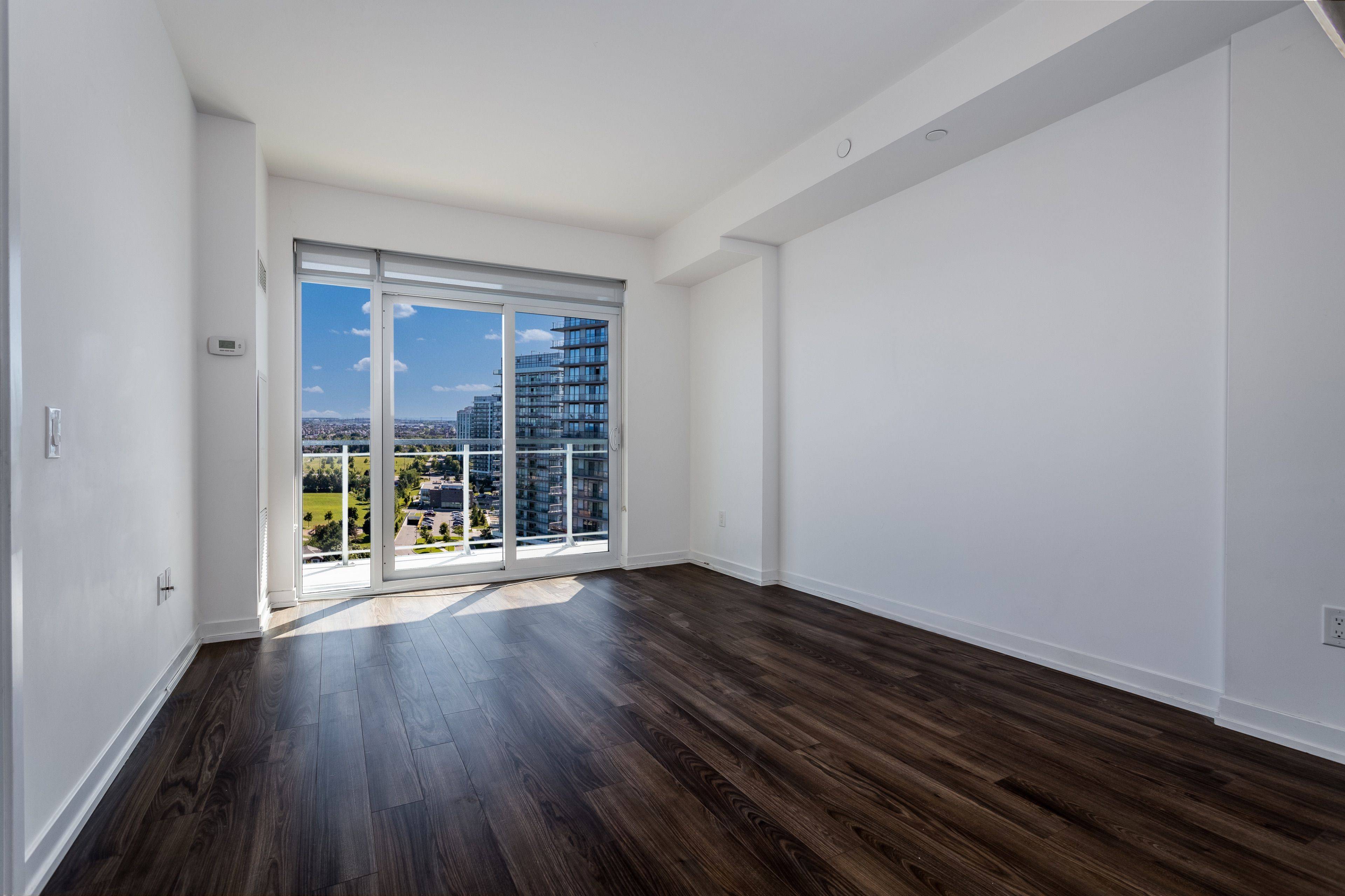 Mississauga, ON L5M 0Y3,2560 Eglinton AVE W #1507