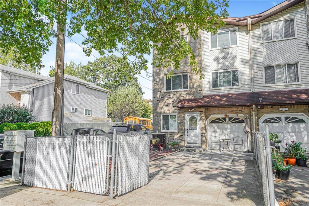 Staten Island, NY 10308,72 Eric LN