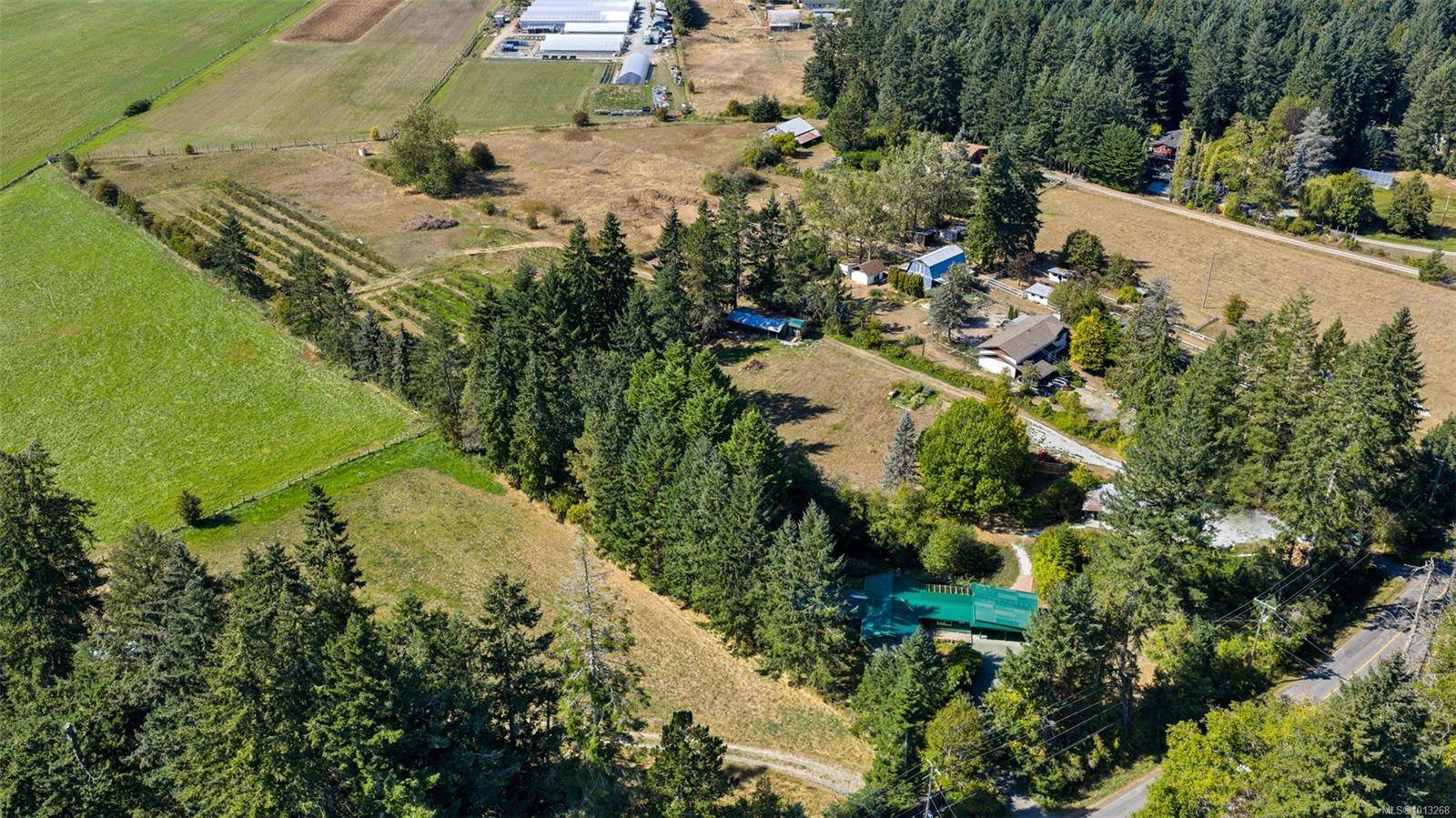 Cobble Hill, BC V0R 1L4,3840 Telegraph Rd